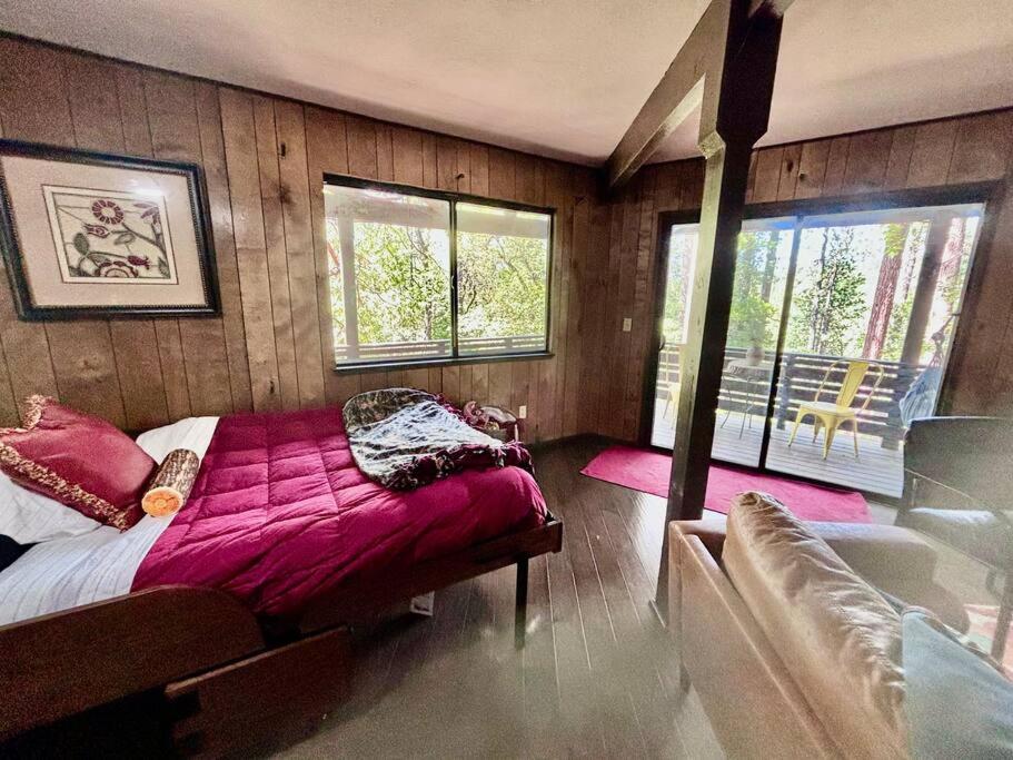 Hathaway Pines Hideaway Chalet