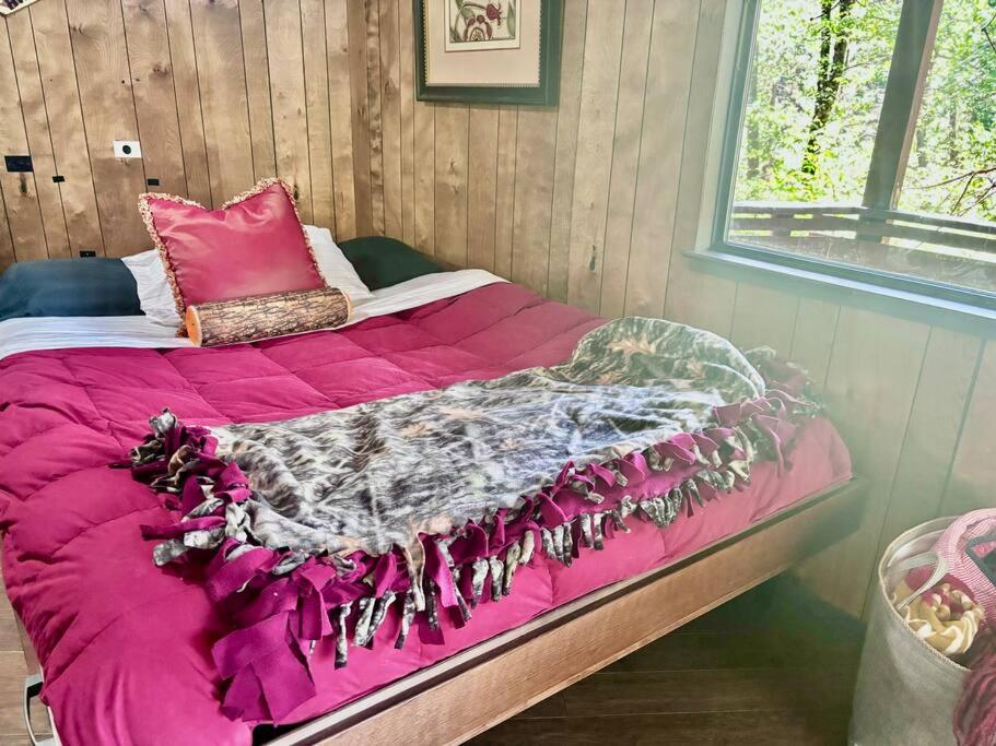 Hathaway Pines Hideaway Chalet