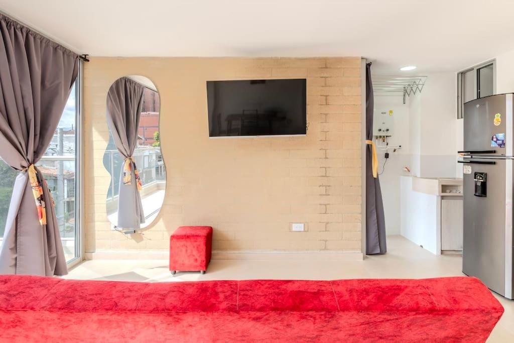 Apartamento centrico en Laureles con piscina 301