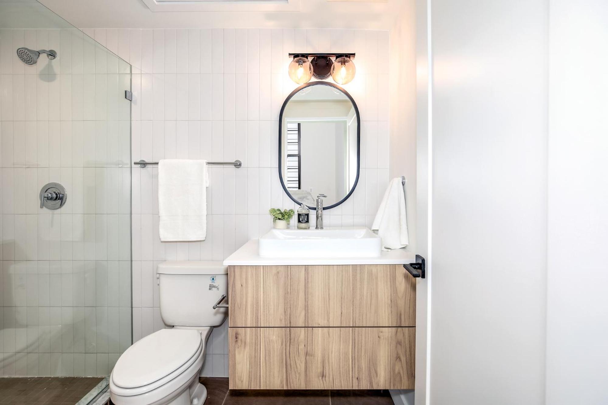 The Hart Wardman -14 Brand New Condos Hidden Inside a Historic Landmark photo 4