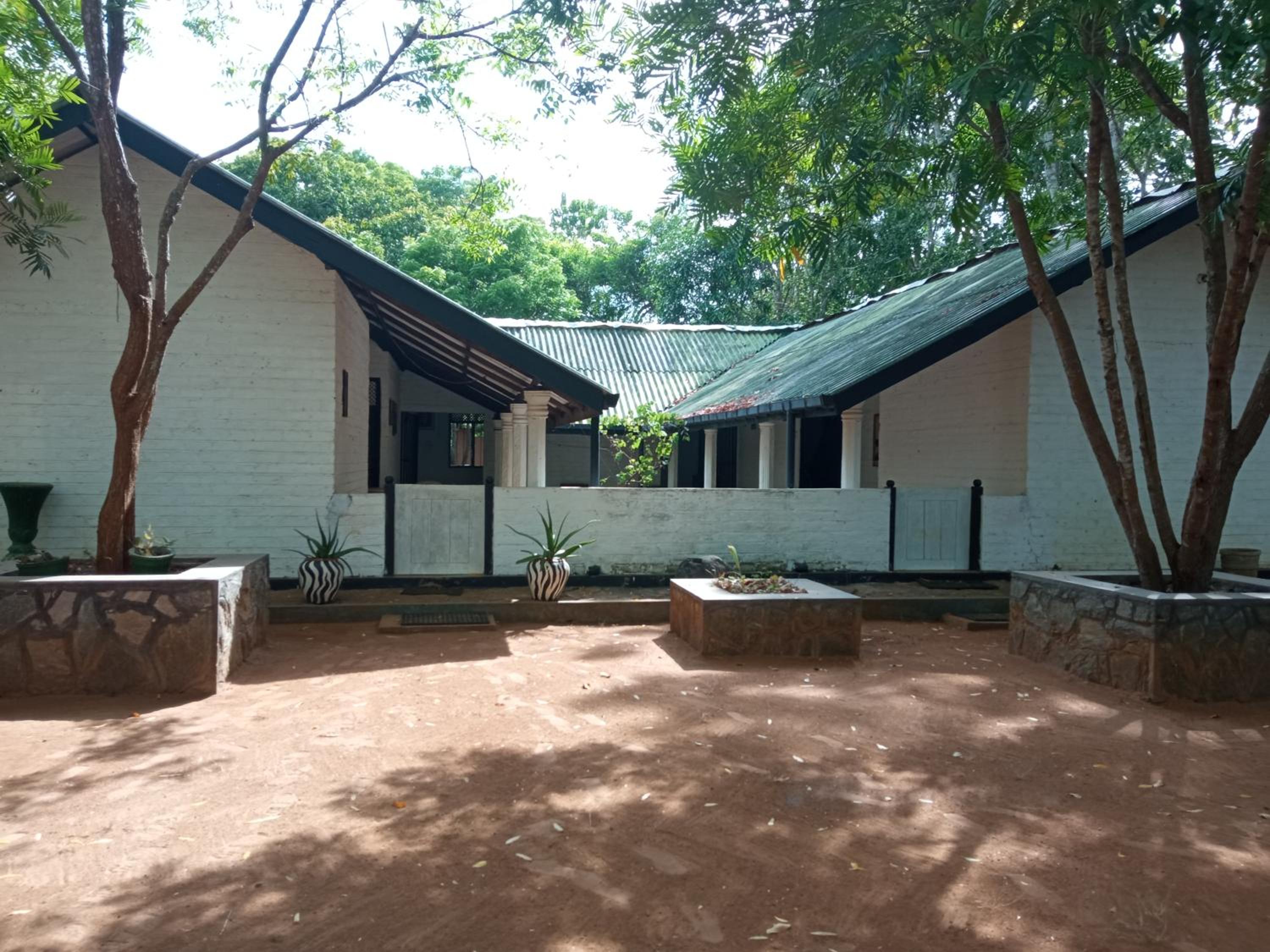 Park view Bungalow Wilpattu view 4