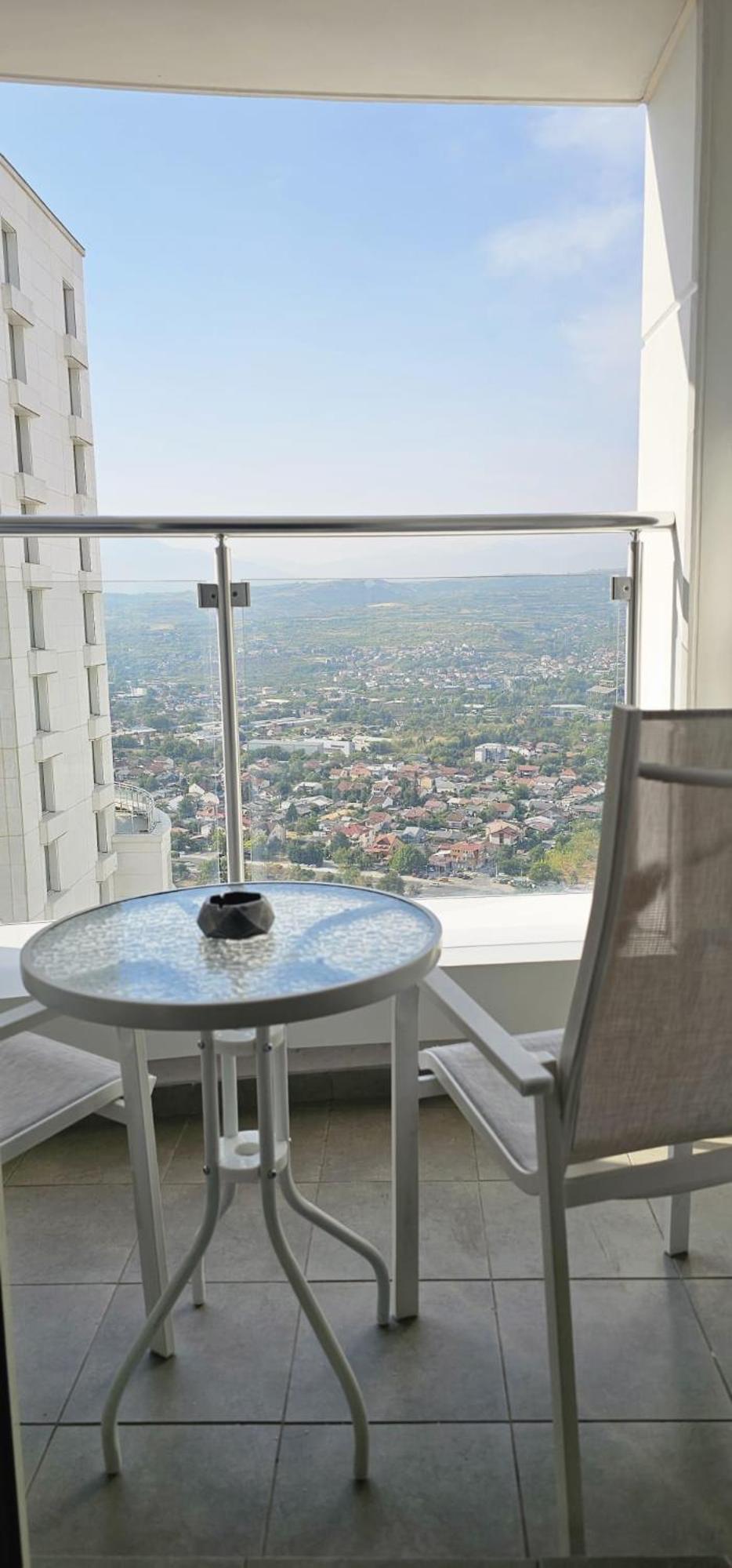 Luxury Skyview Suite