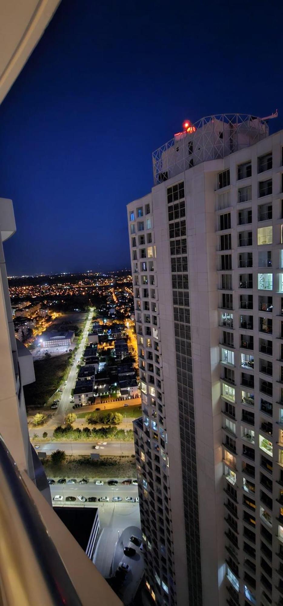 Luxury Skyview Suite