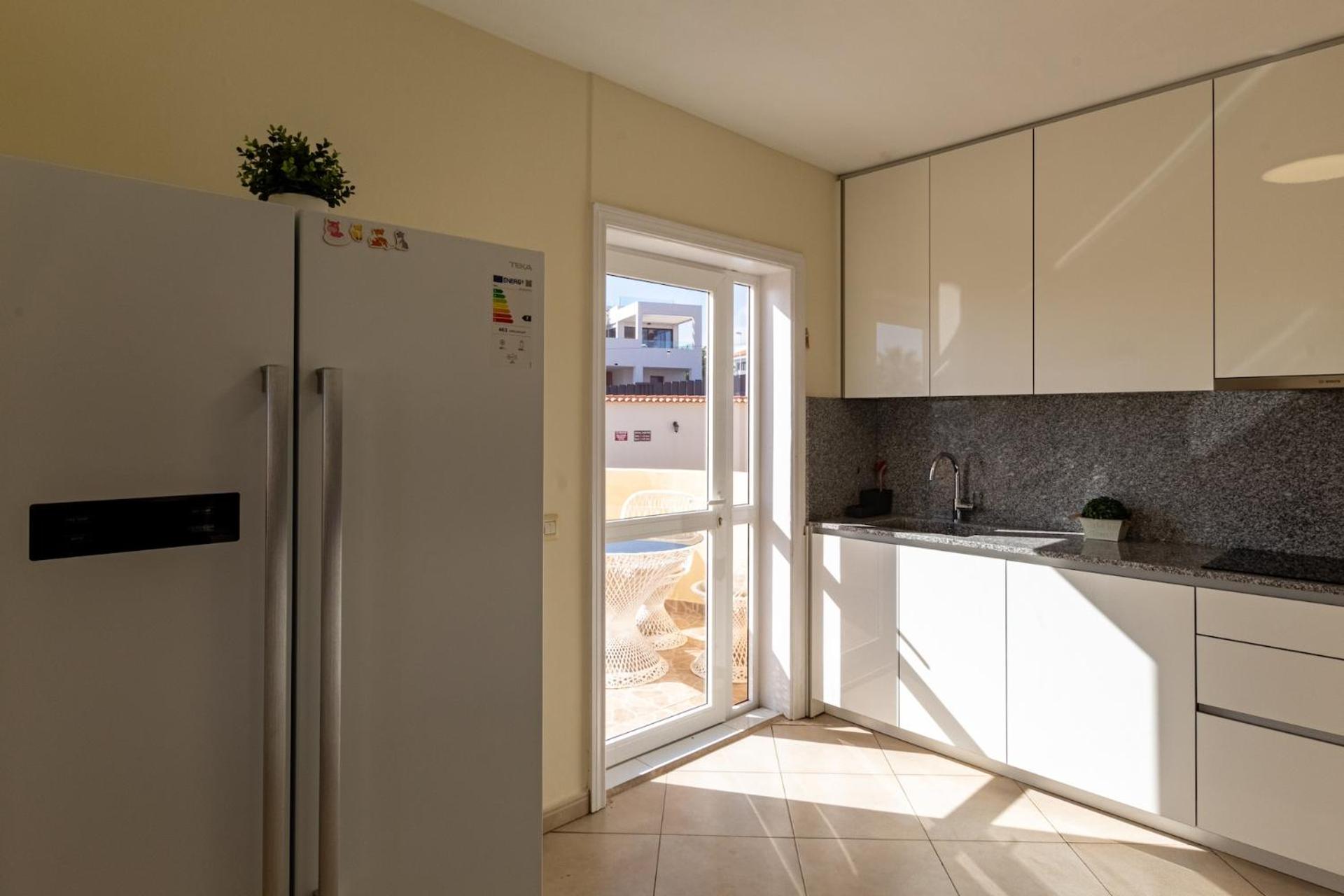 Spacious Villa Victoria Heated Pool
