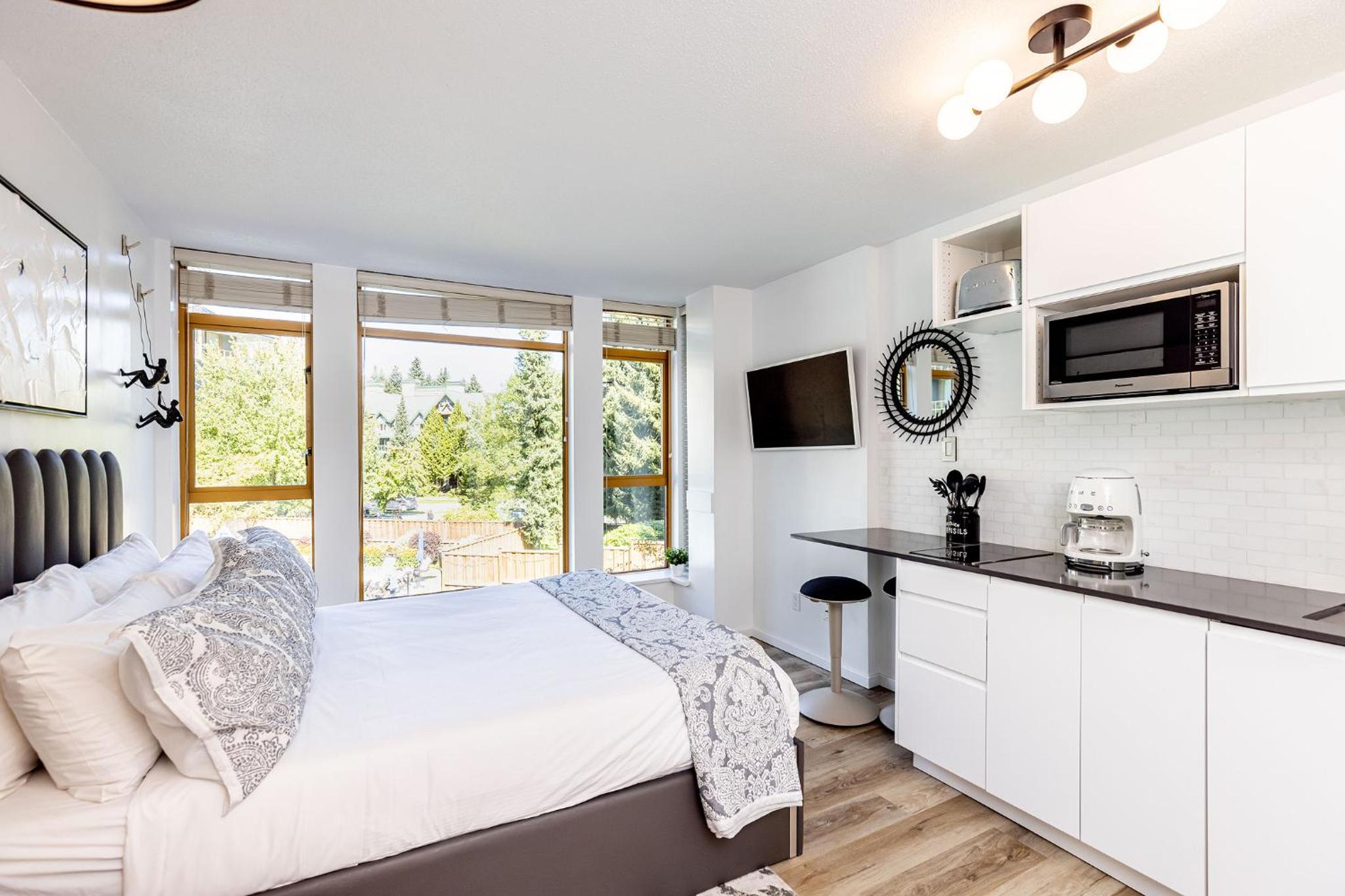 Cascade Lodge Premium Suite, with Pool & Hot Tub
