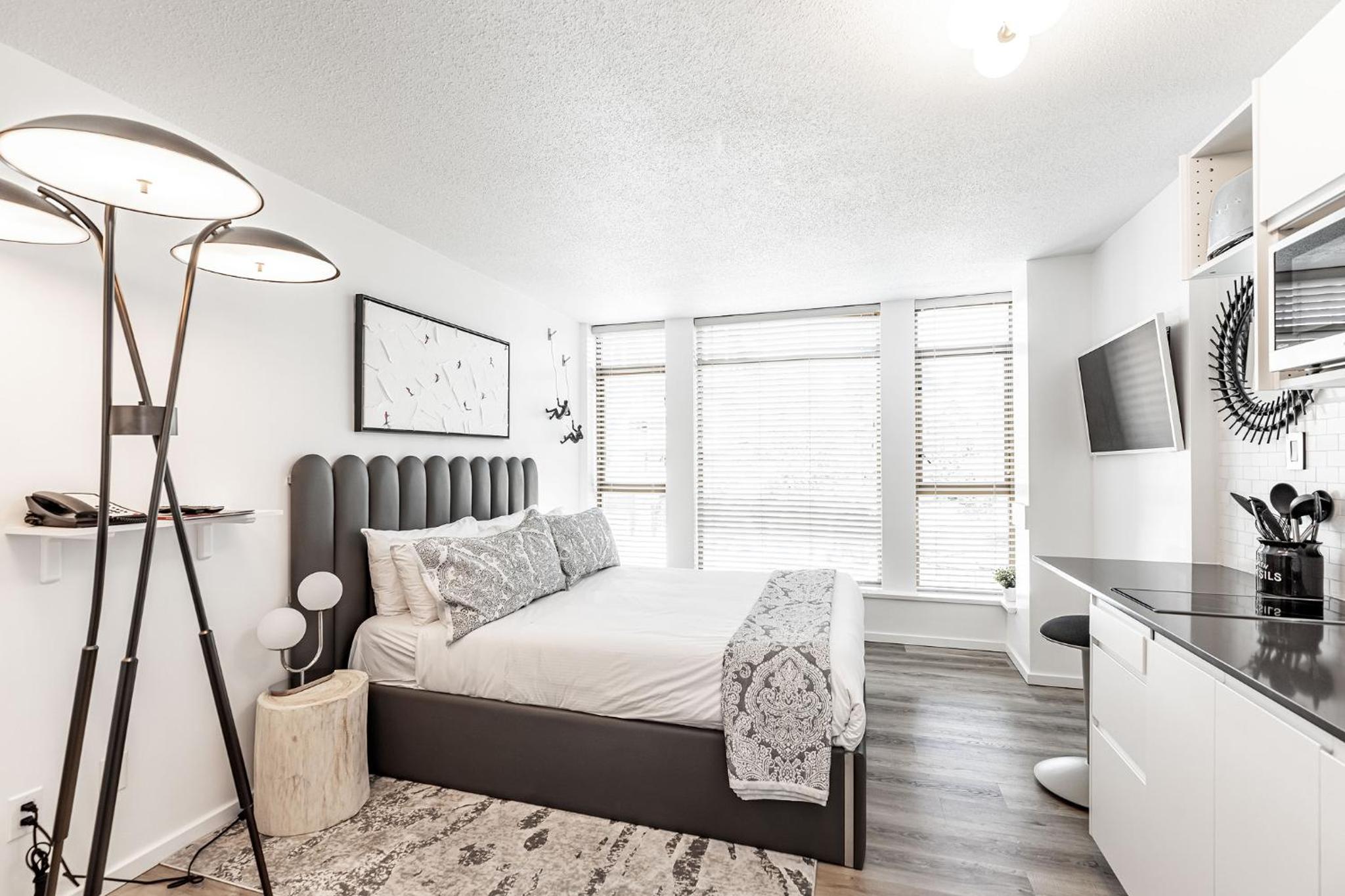 Cascade Lodge Premium Suite, with Pool & Hot Tub