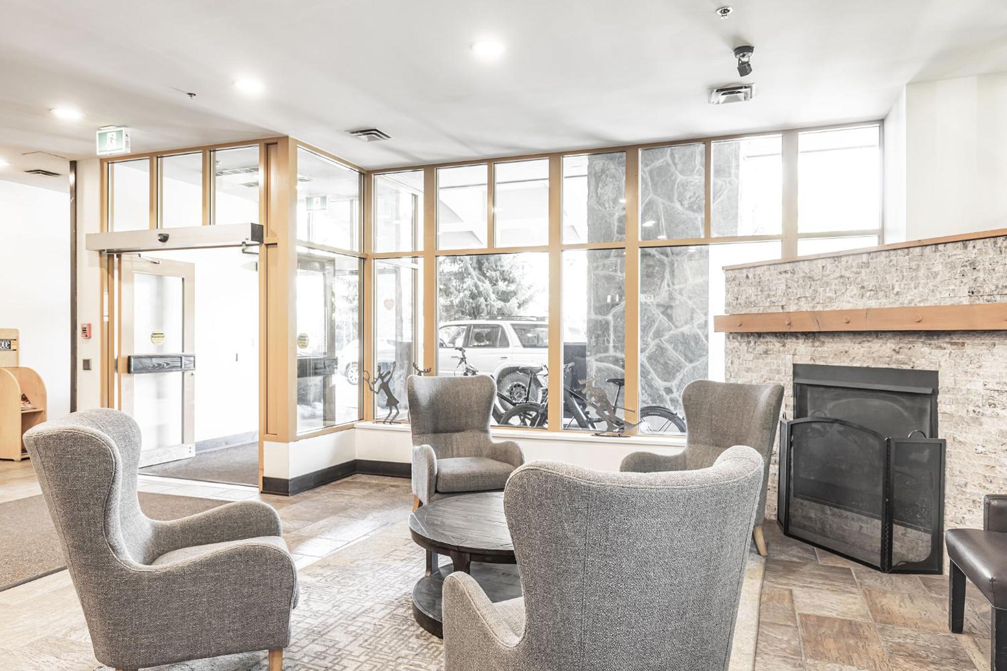 Cascade Lodge Premium Suite, with Pool & Hot Tub