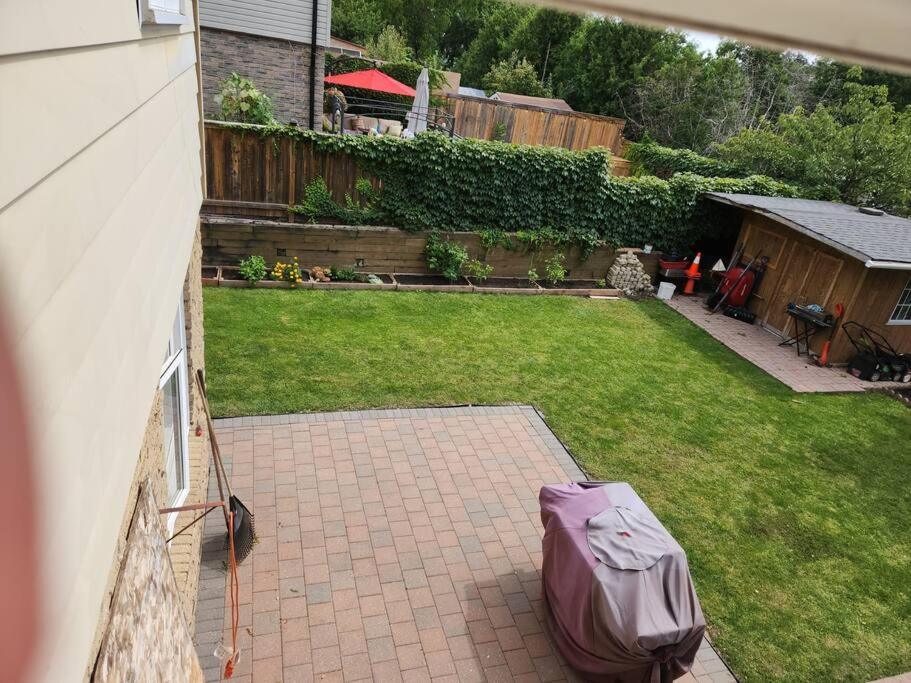 Home in Serene Suburbia 905