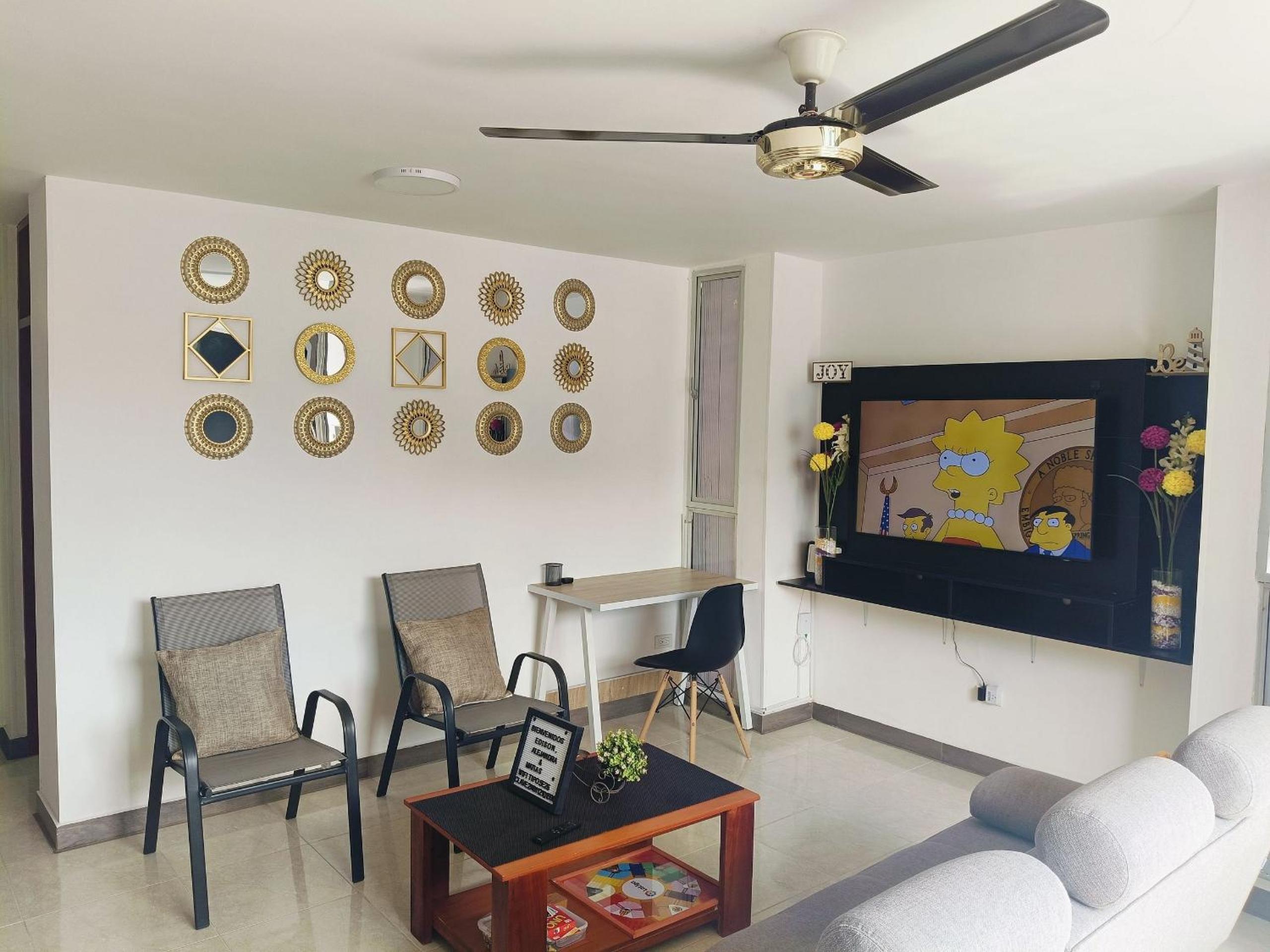 El Rodadero Hermoso Apartamento a 50m de la playa ven descansa o trabajar