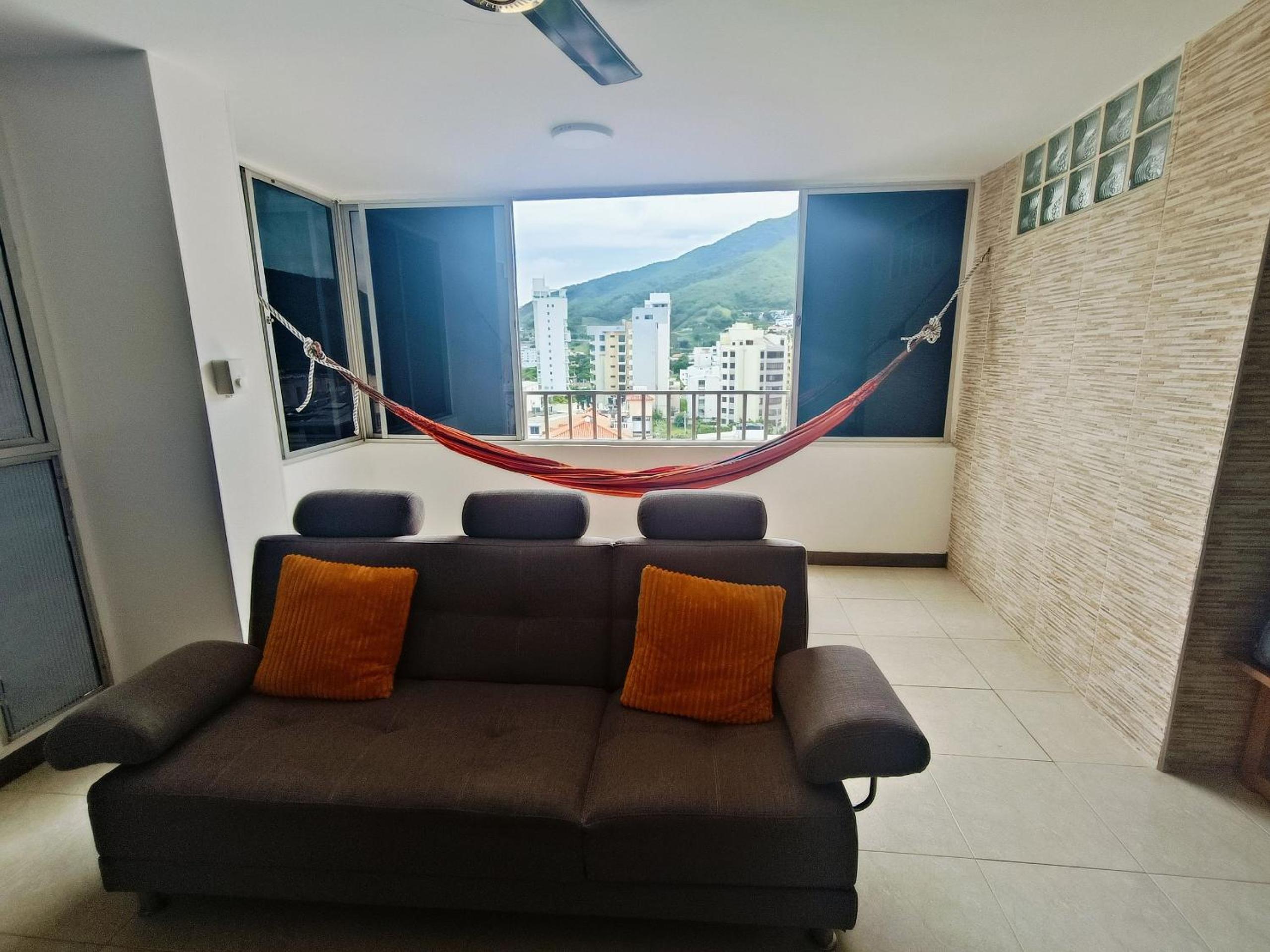 El Rodadero Hermoso Apartamento a 50m de la playa ven descansa o trabajar