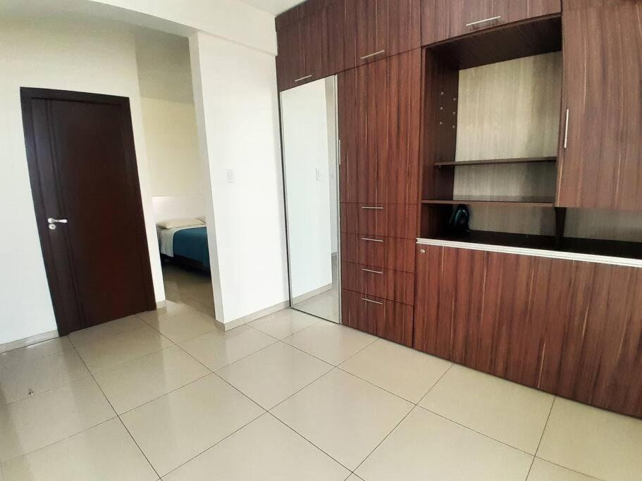 3F Apartamento 1 Dormitorio con escritorio Avenida Beni Los Cusis