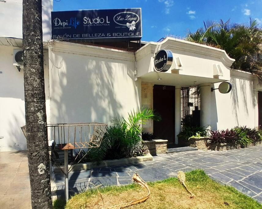 3F Apartamento 1 Dormitorio con escritorio Avenida Beni Los Cusis