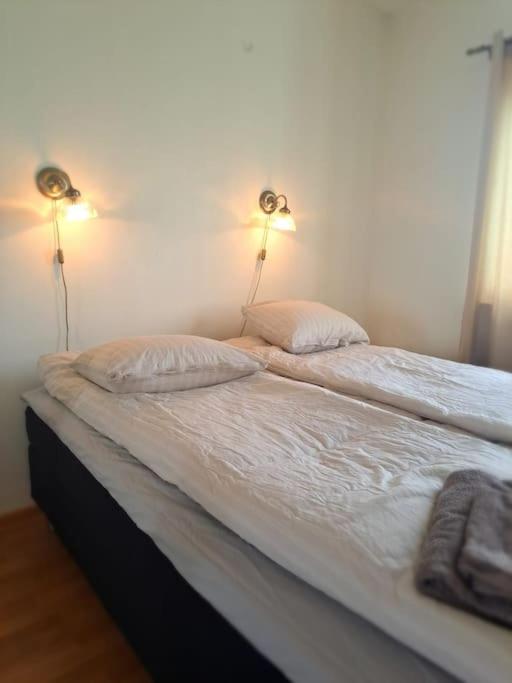 Beautiful apartment with seaview! Top 7th floor Free parking!