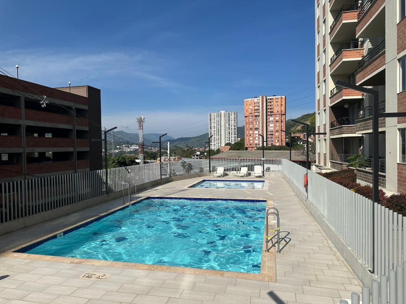 Apartamento privado con vistas a la montaña
