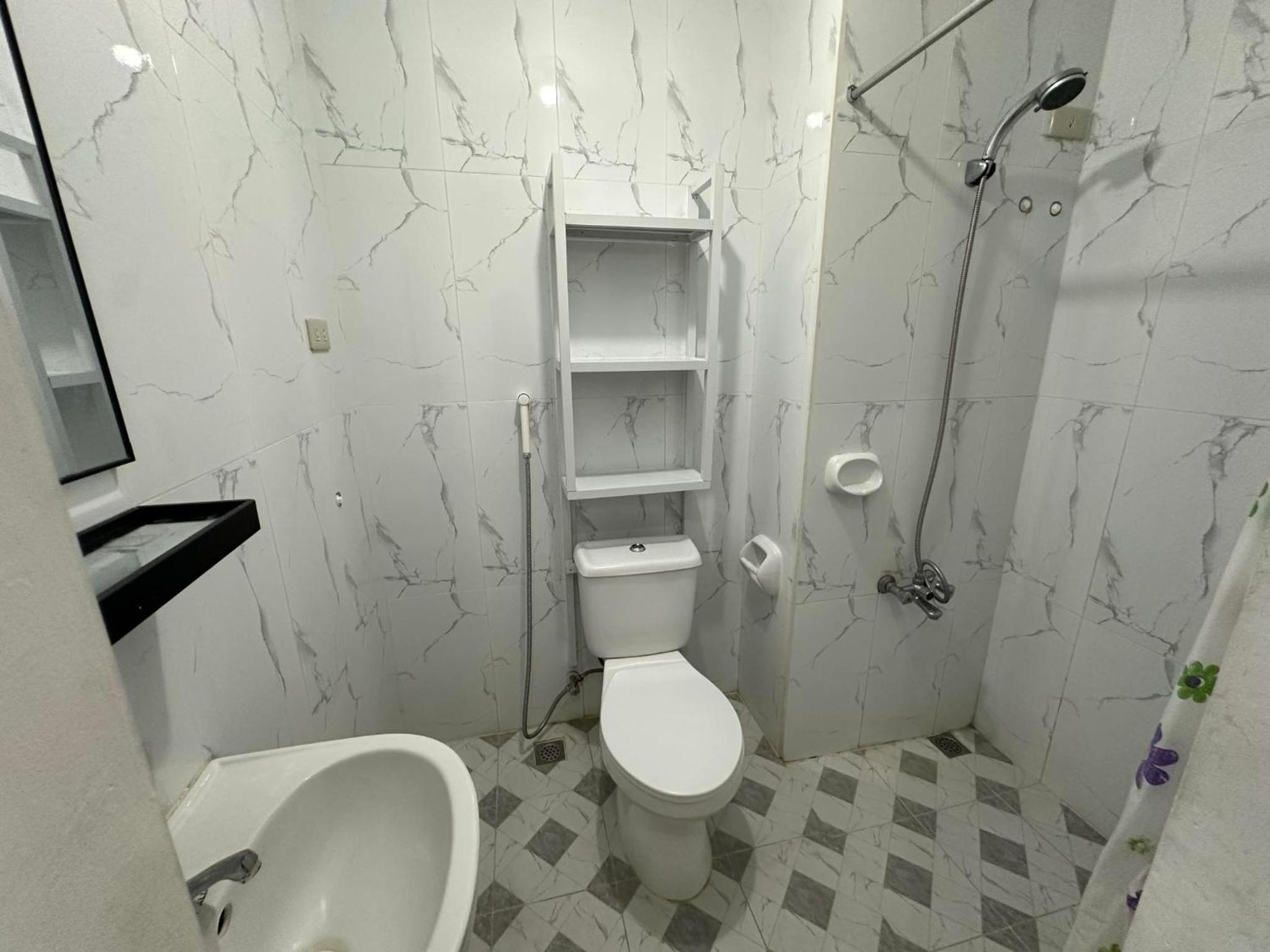 B&CH RESIDENCE Transient