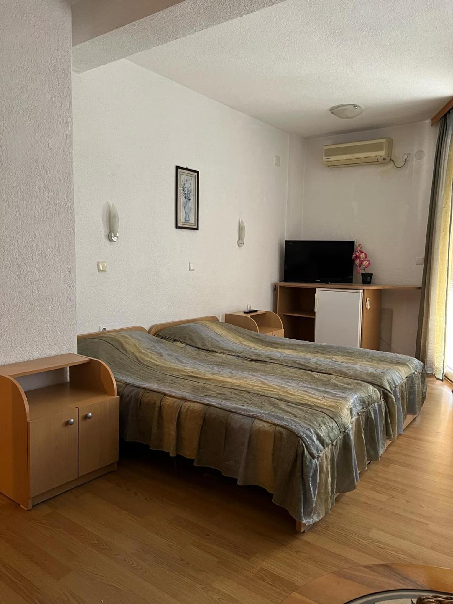 Photo 16