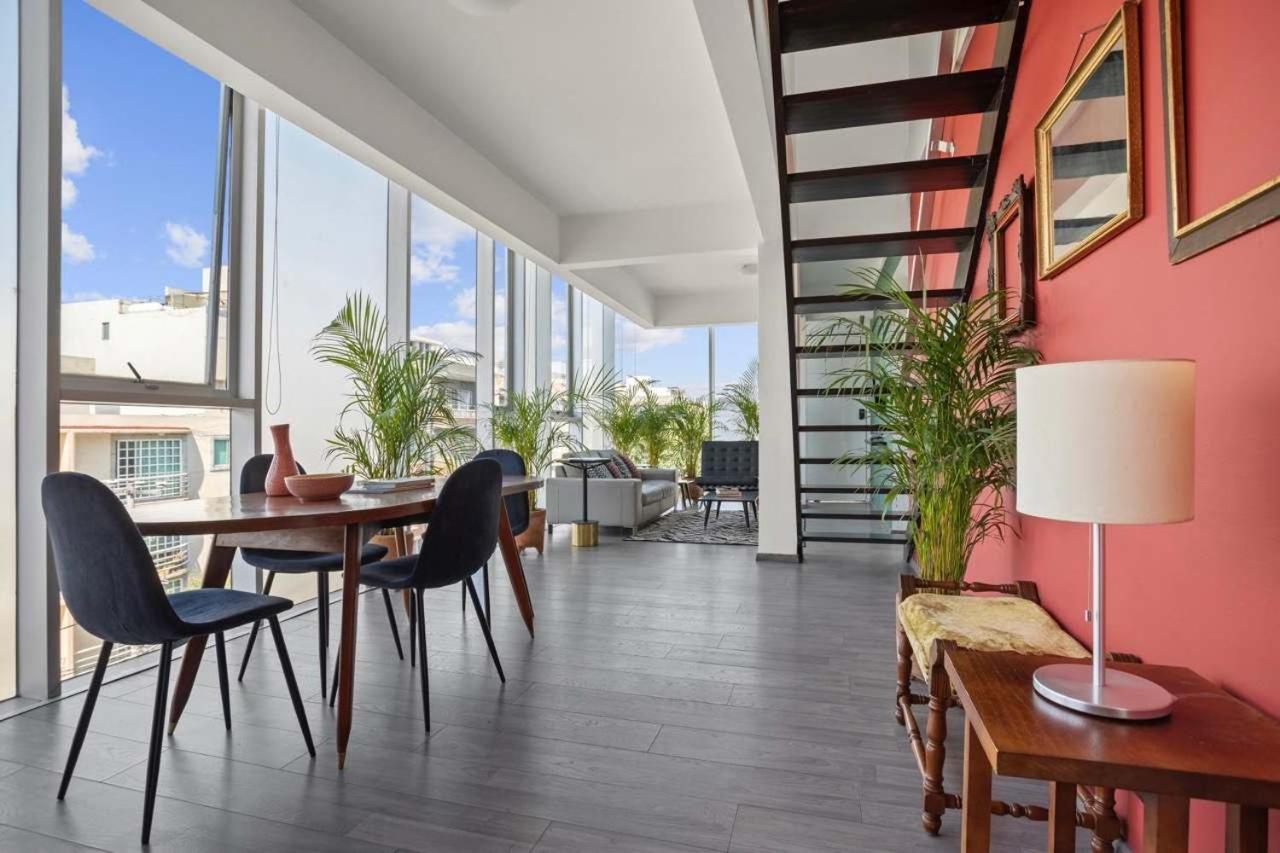 70-PH 2BR Roma Notre Penthouse Dplx Private roof photo 2