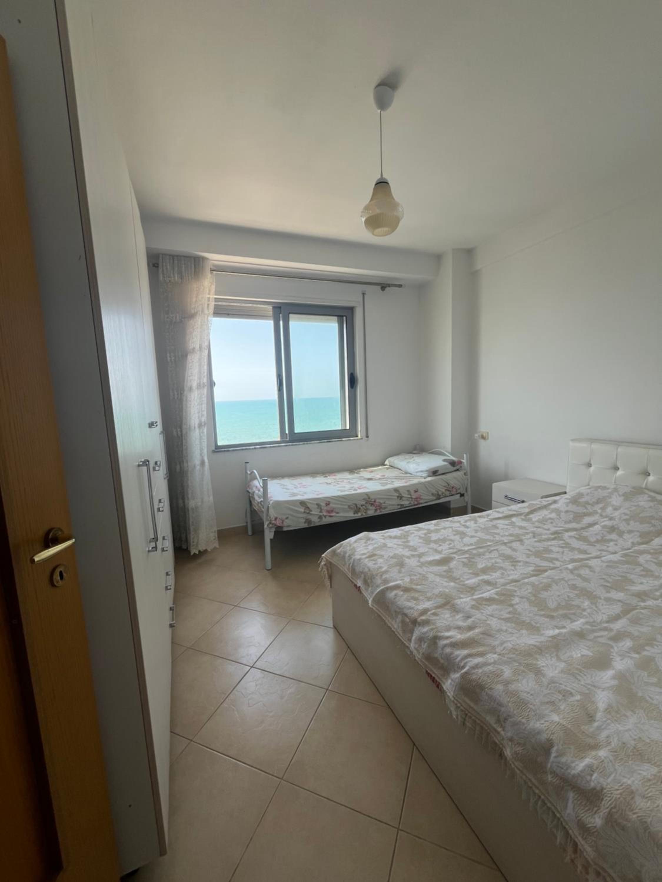 Sun, Sea and Serenity - Beachfront Apt with Sunset Views and Soothing Waves