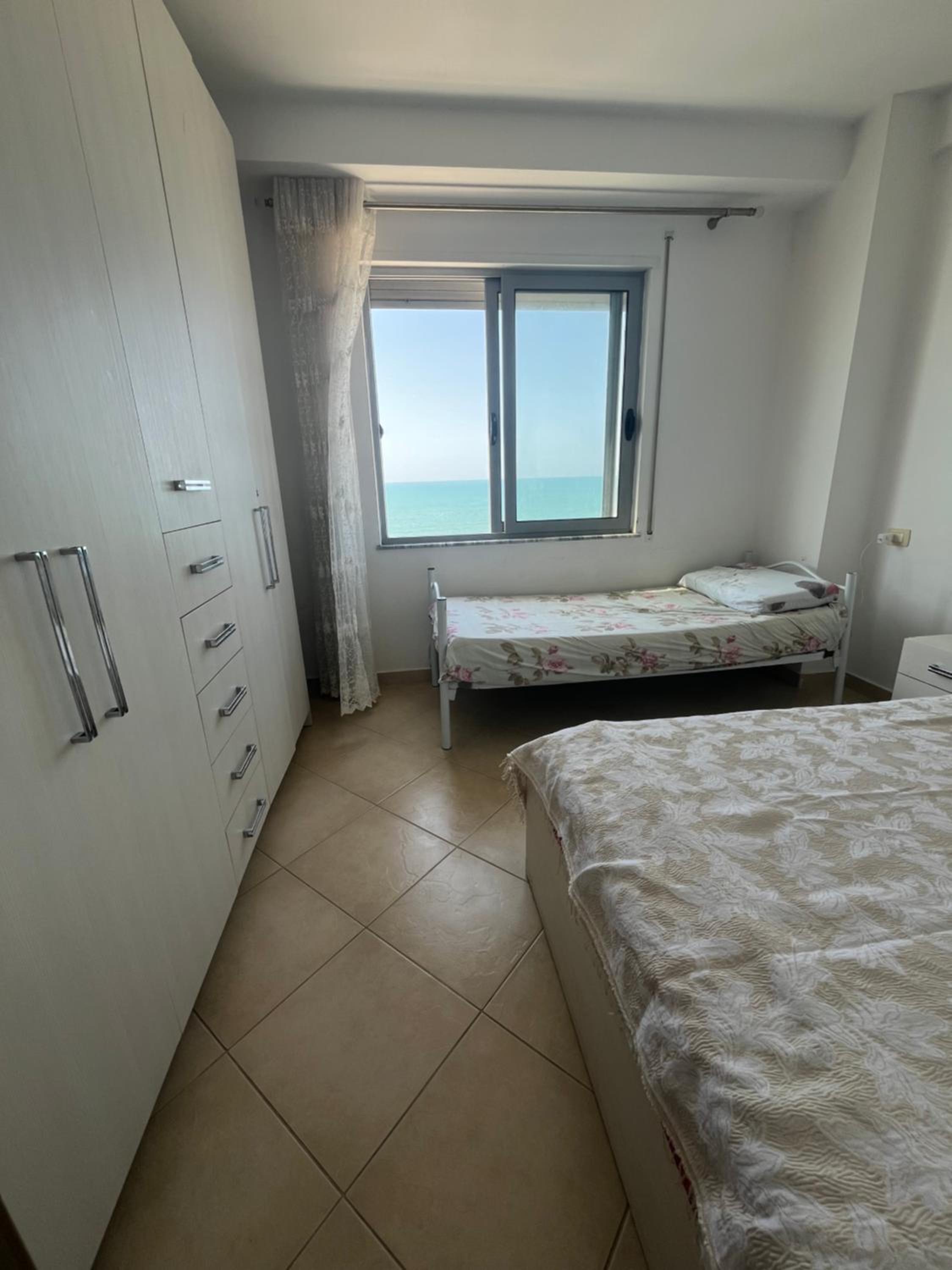 Sun, Sea and Serenity - Beachfront Apt with Sunset Views and Soothing Waves