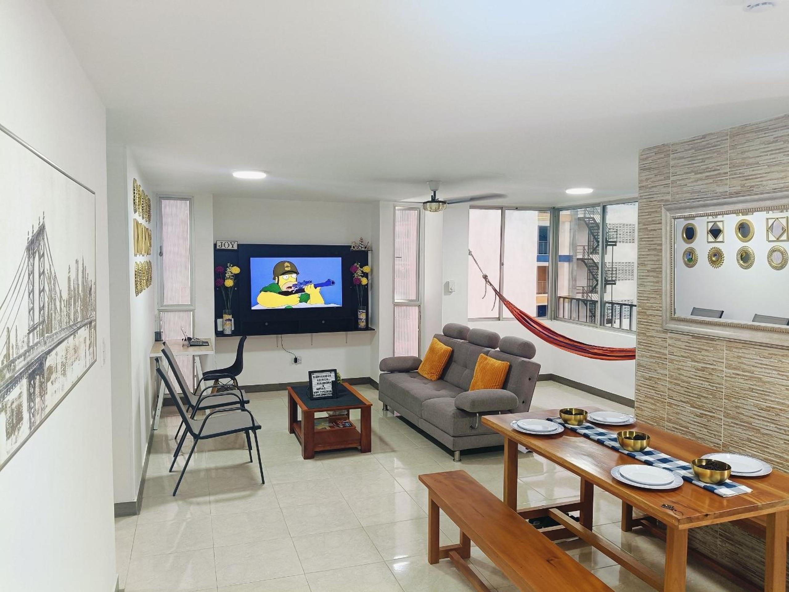 El Rodadero Hermoso Apartamento a 50m de la playa ven descansa o trabajar