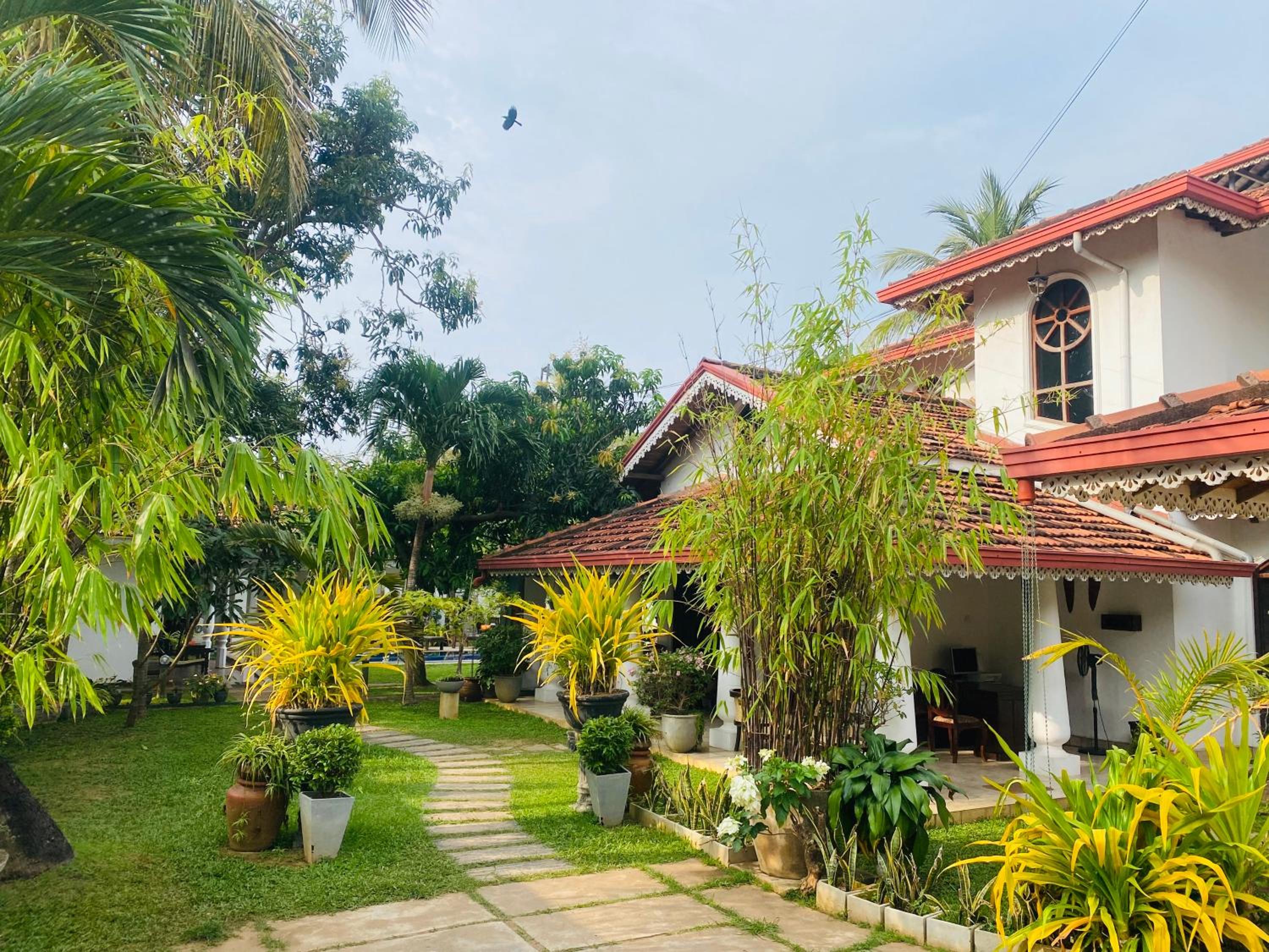 Hotel Sujeewani Villa - Image 1