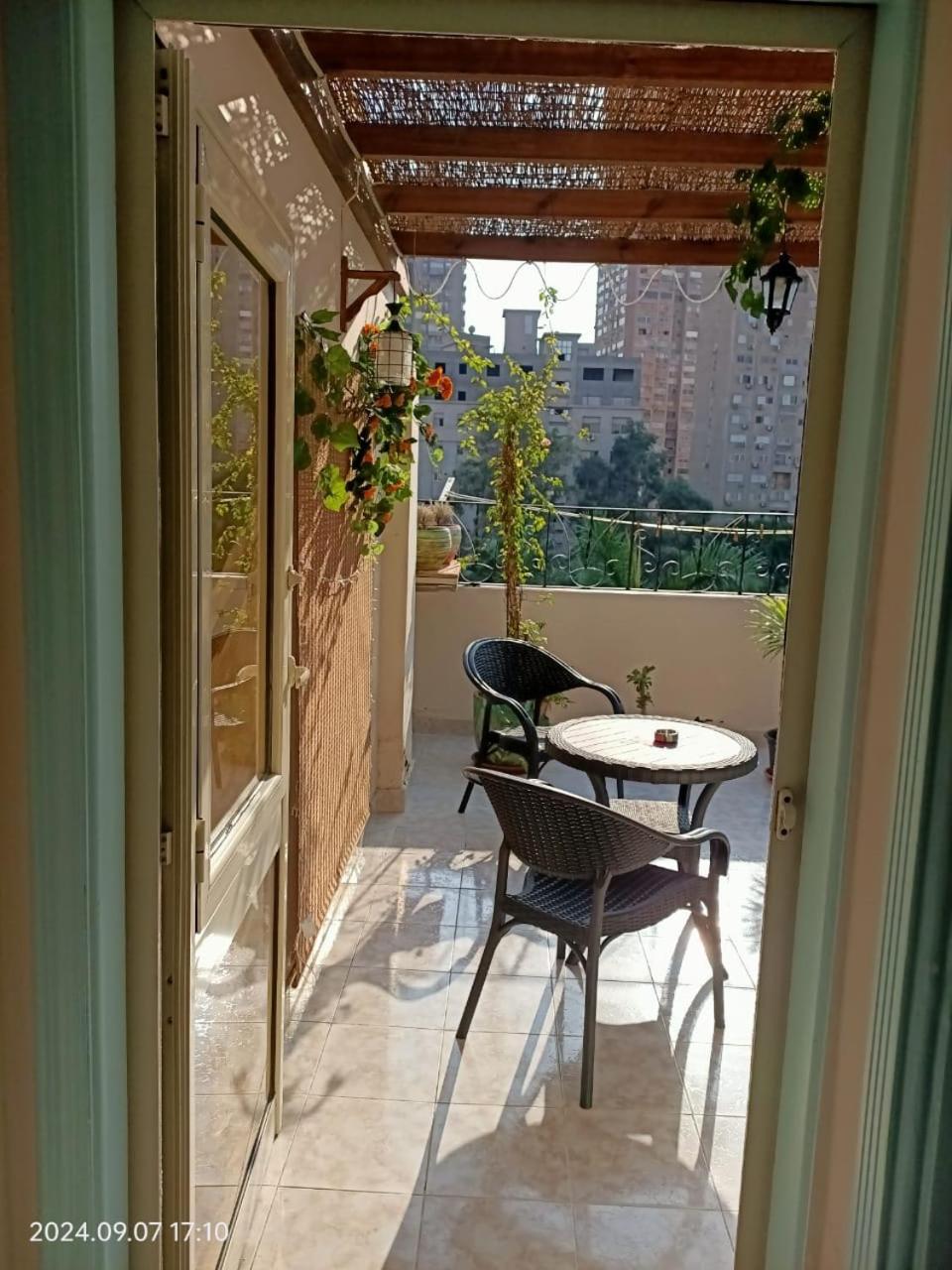 Lovely & Calm Rooftop in Maadi 5 min from the Nile
