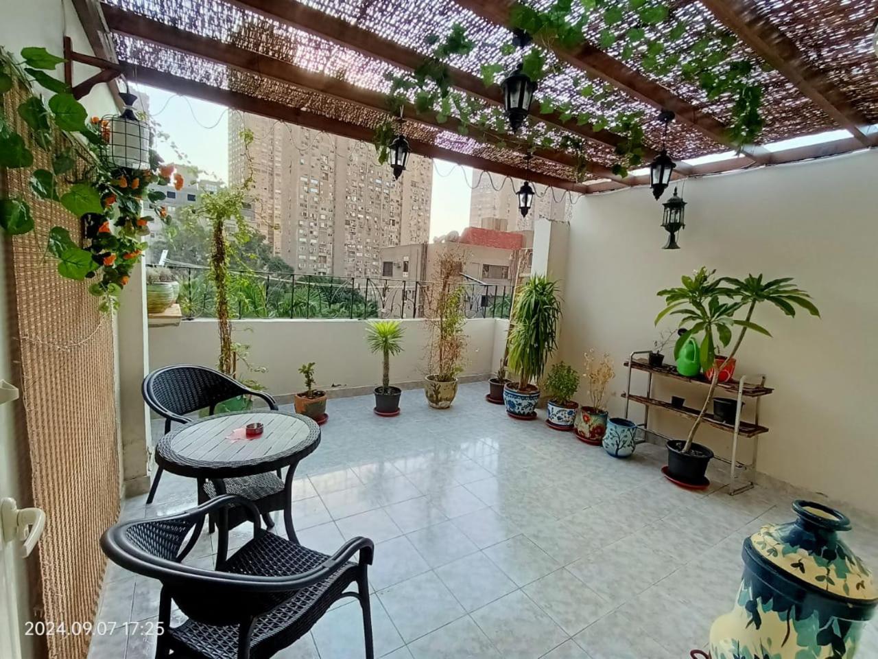 Lovely & Calm Rooftop in Maadi 5 min from the Nile