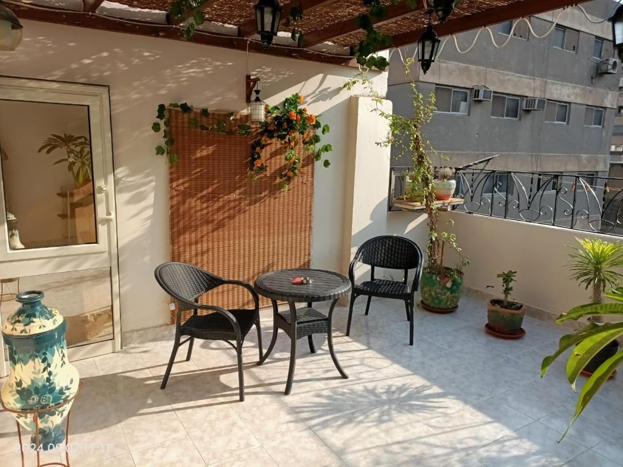 Lovely & Calm Rooftop in Maadi 5 min from the Nile