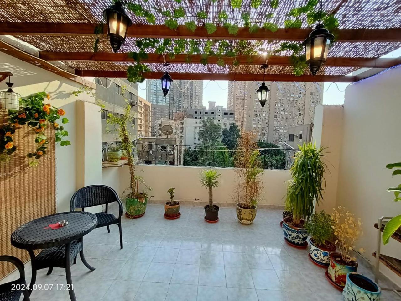 Lovely & Calm Rooftop in Maadi 5 min from the Nile