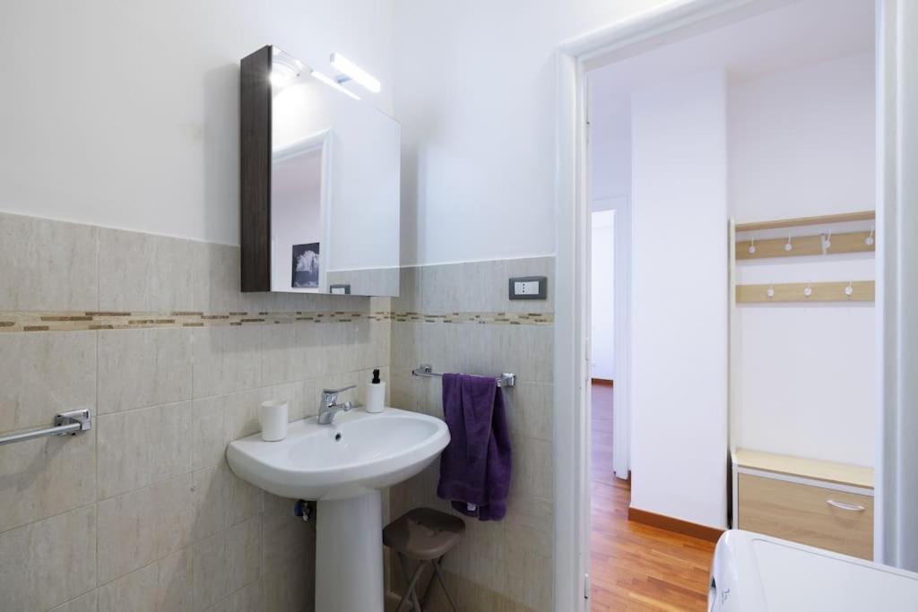 Carpegna Park Apartment by Cornelia subway