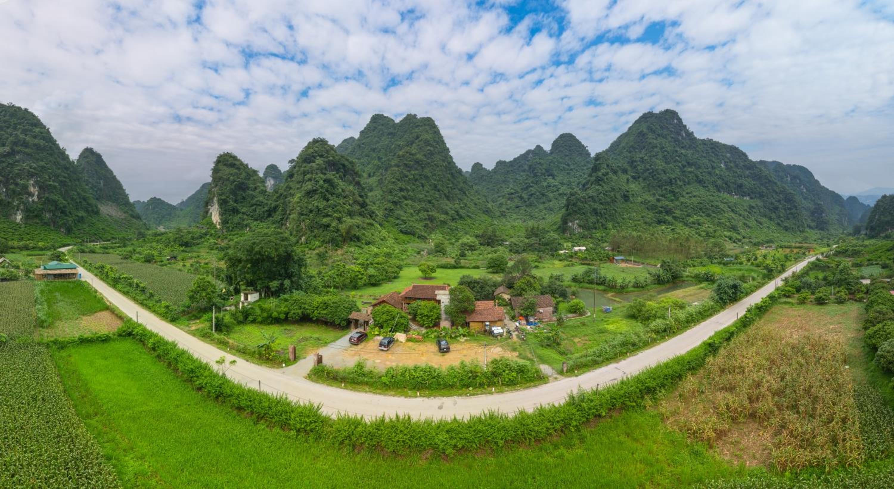Phong Sơn Retreat - Homestay Hữu Liên, Lạng Sơn view 4
