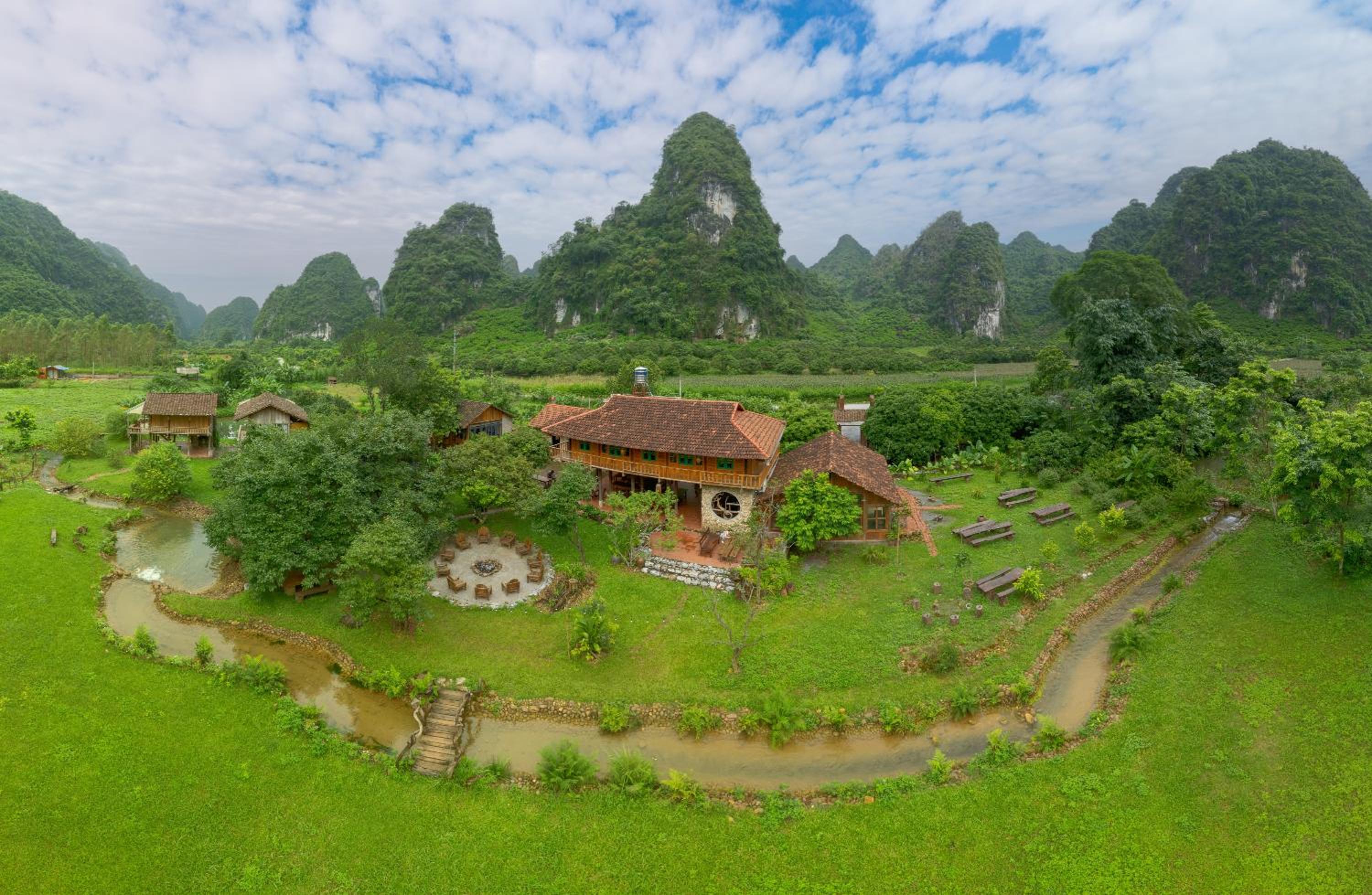 Phong Sơn Retreat - Homestay Hữu Liên, Lạng Sơn view 2