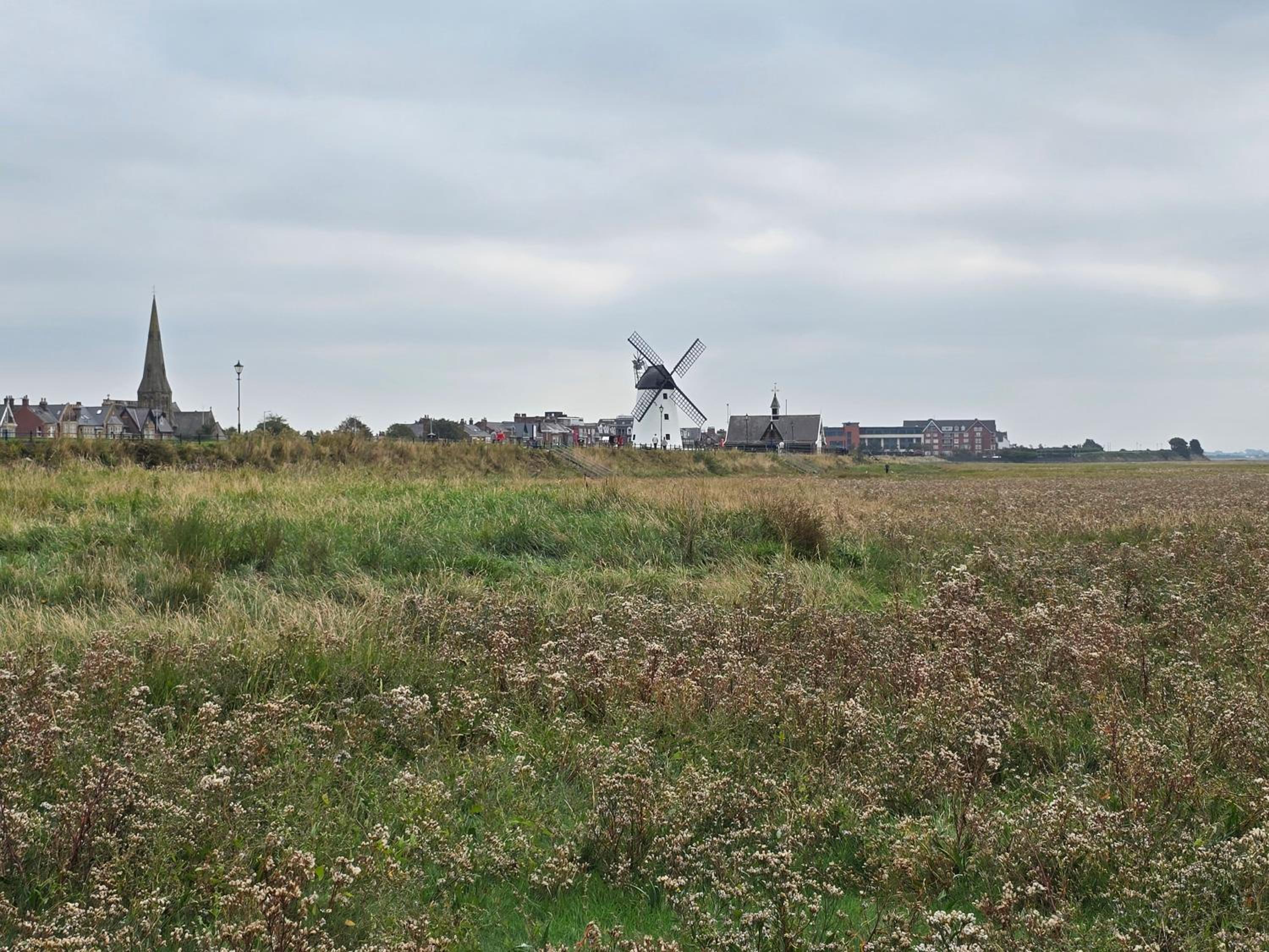 Windmill House LYTHAM view 4
