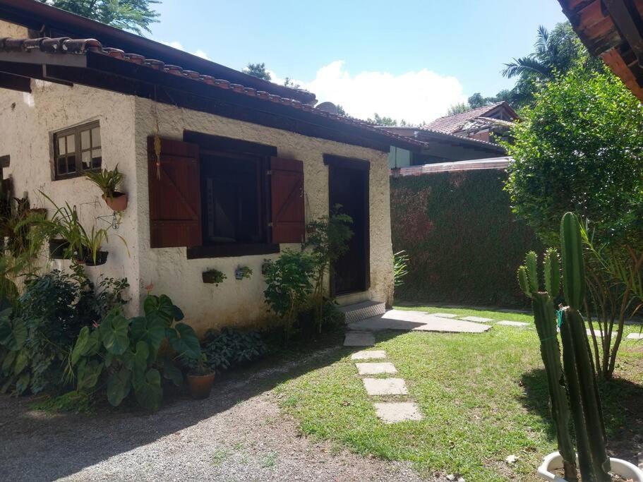 Loft situado a 700 metros da praia de Boiçucanga