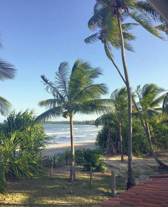 Casa de Praia Bainema (pé na areia) - Moreré