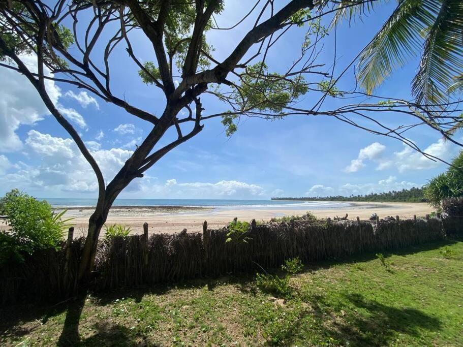 Casa de Praia Bainema (pé na areia) - Moreré
