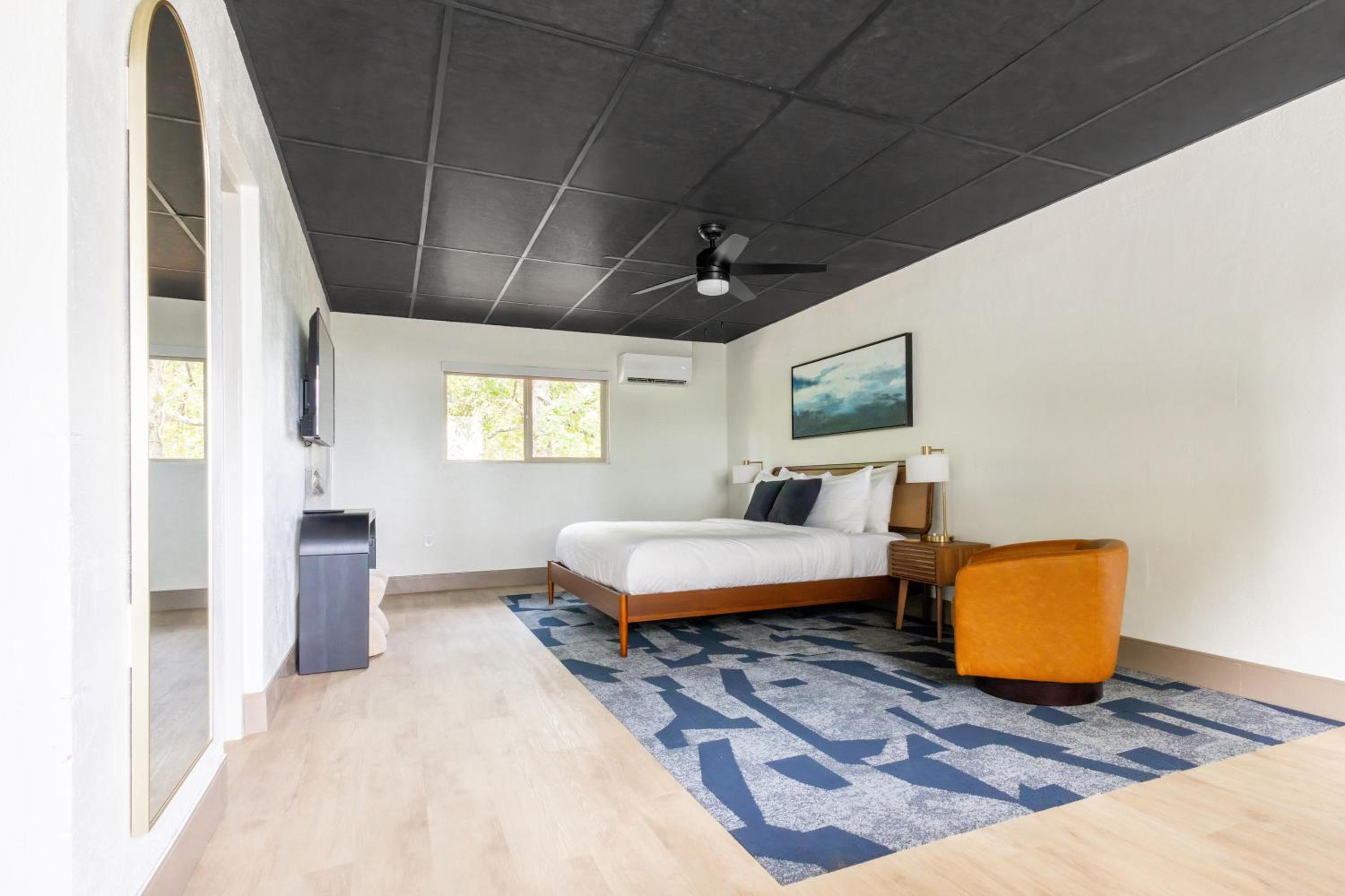 Arka Motel