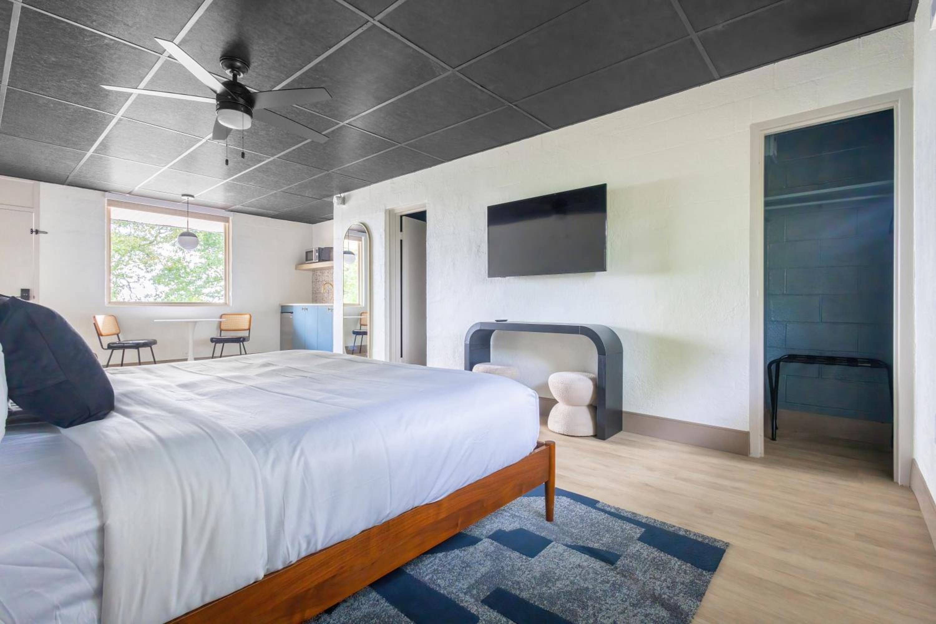 Arka Motel