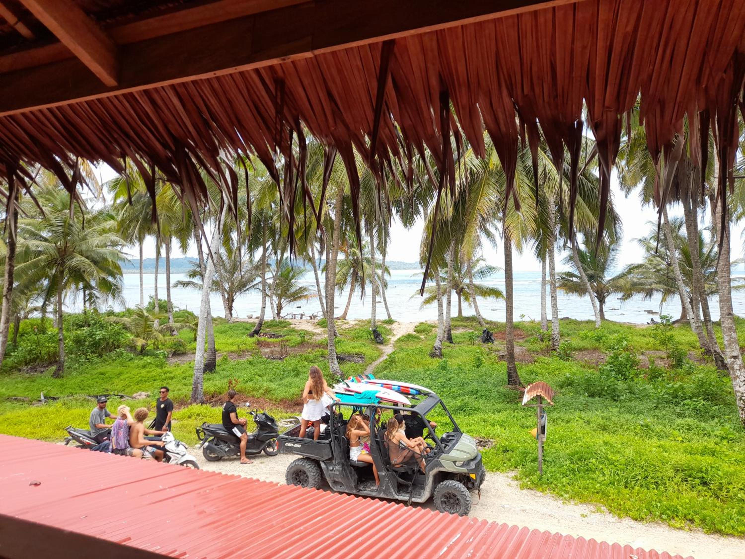 Surfcamp katiet mentawai view 3