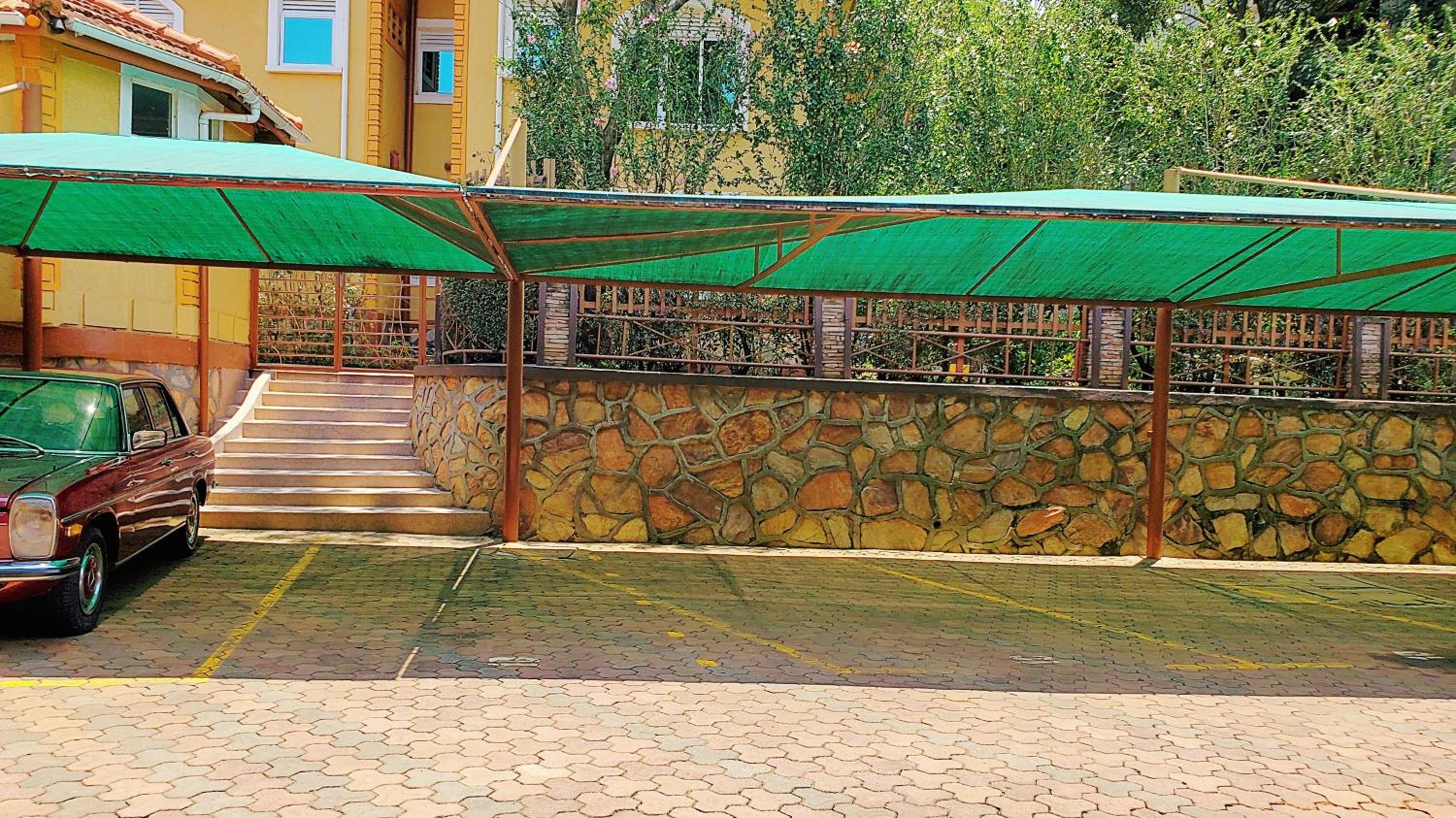 Serviced Apartments Munyonyo