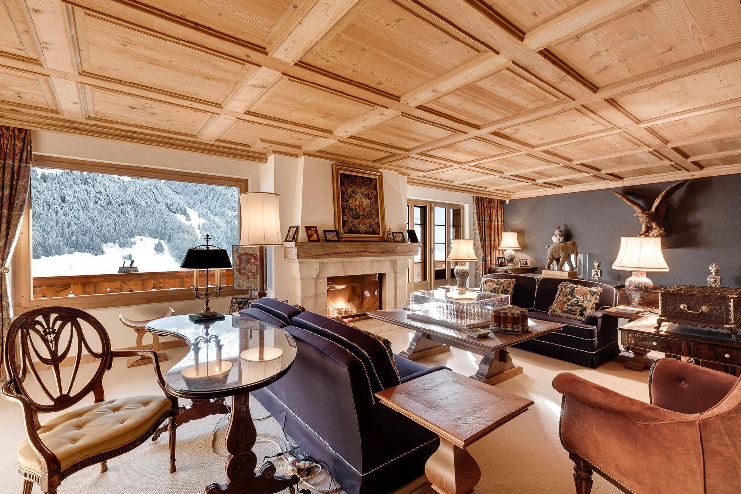Beautiful Alpine Luxury Flat in Rougemont