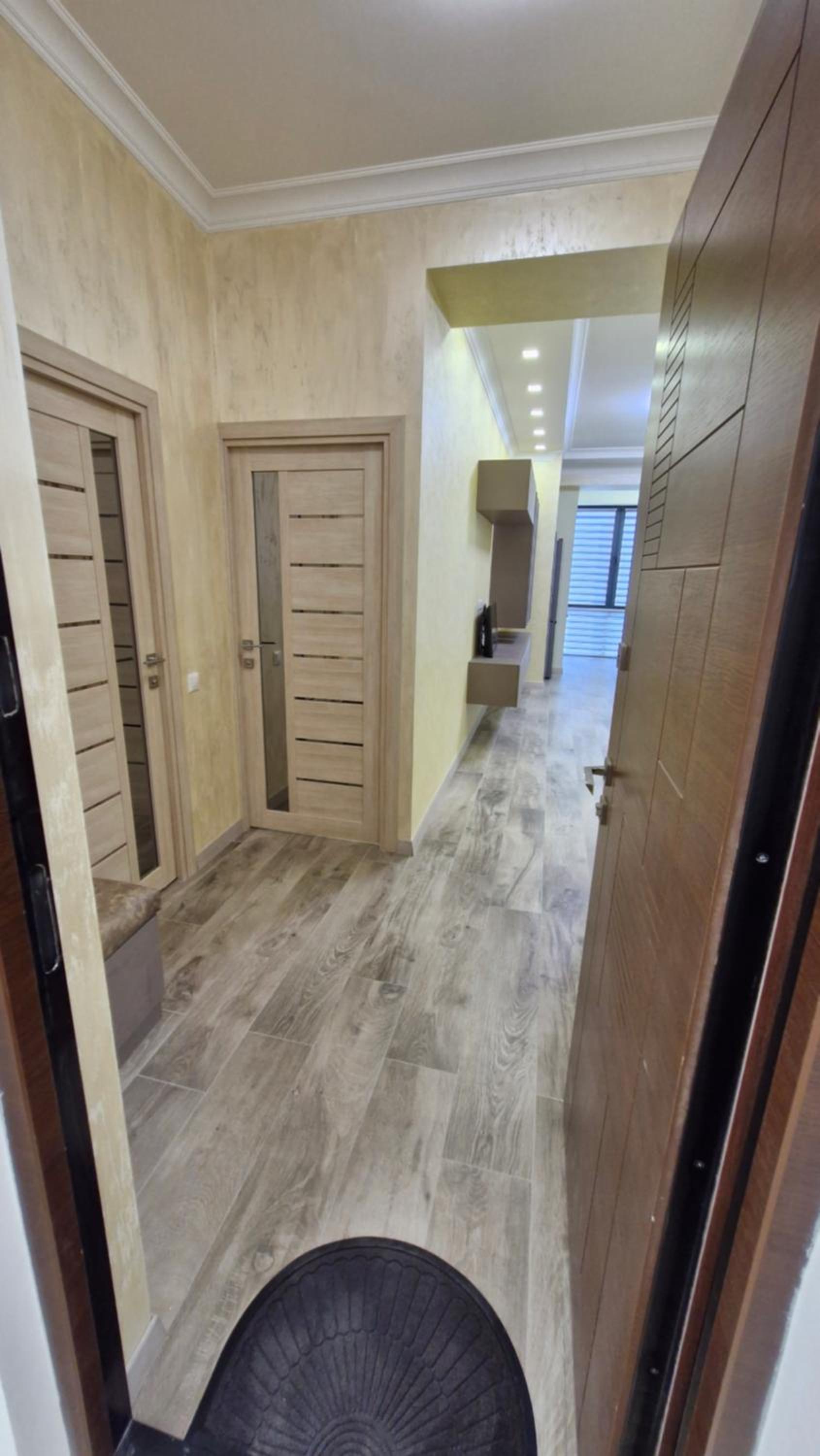 Aygestan VIP 10