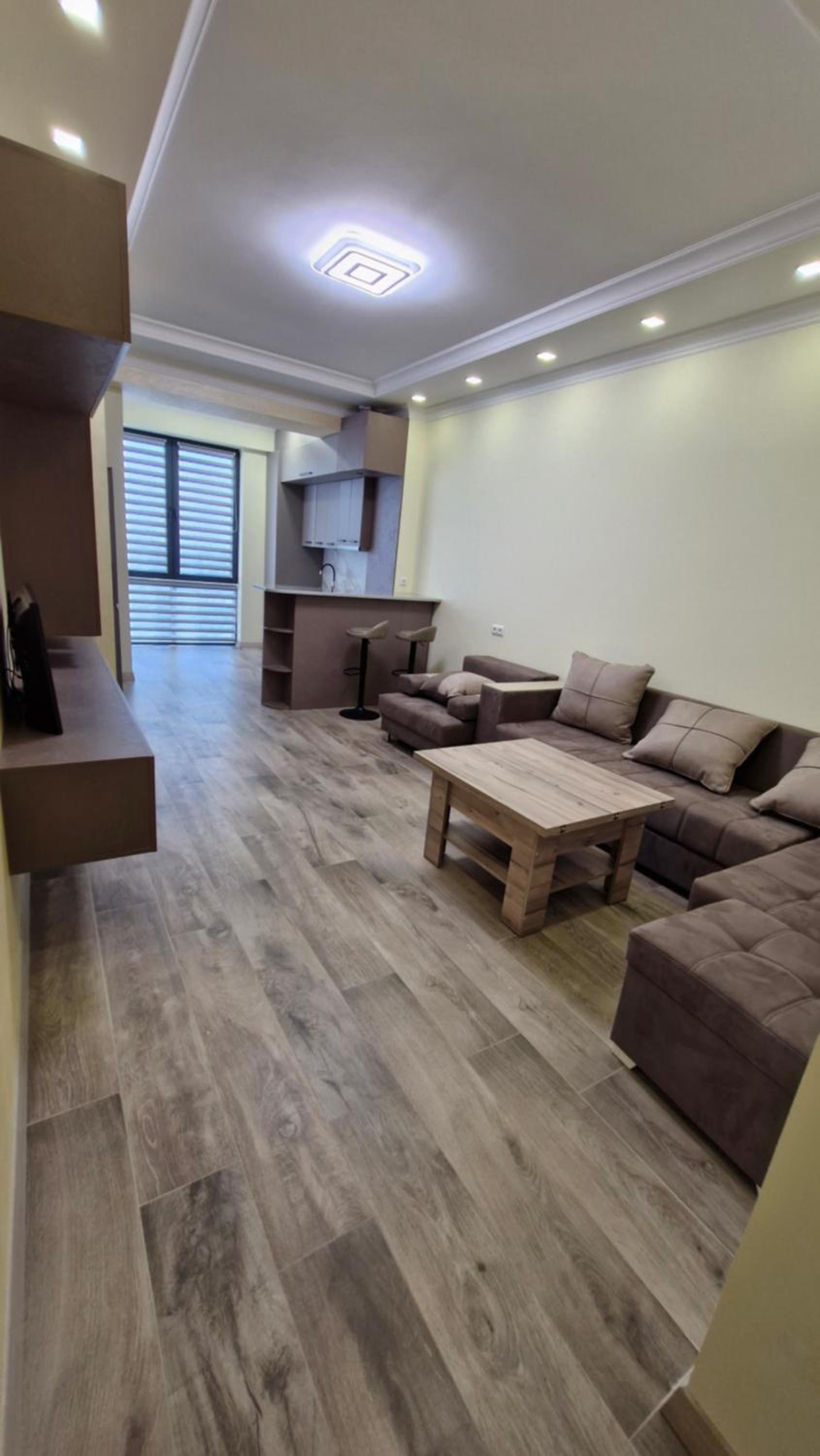Aygestan VIP 10