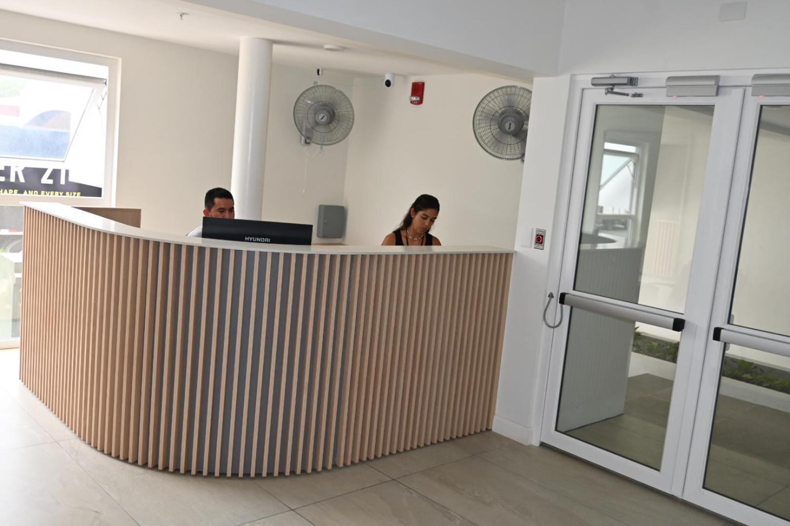 Modern beachfront condo perfect for the digital nomad in vibrant central Jacó