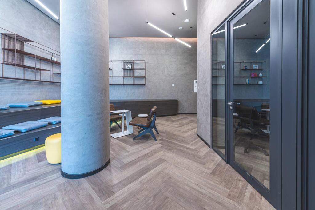 meeting & event spaces