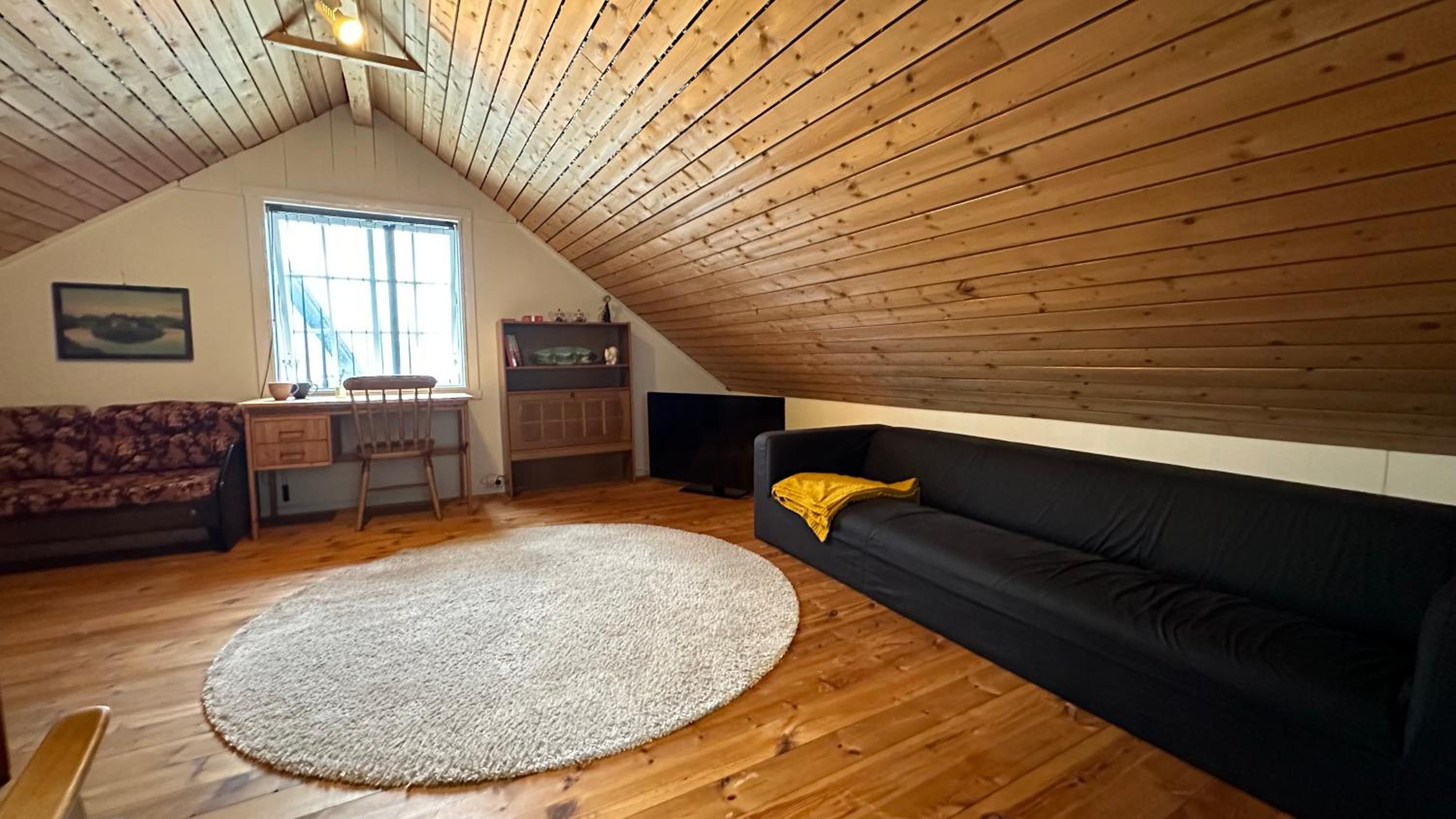 Cozy Cabin