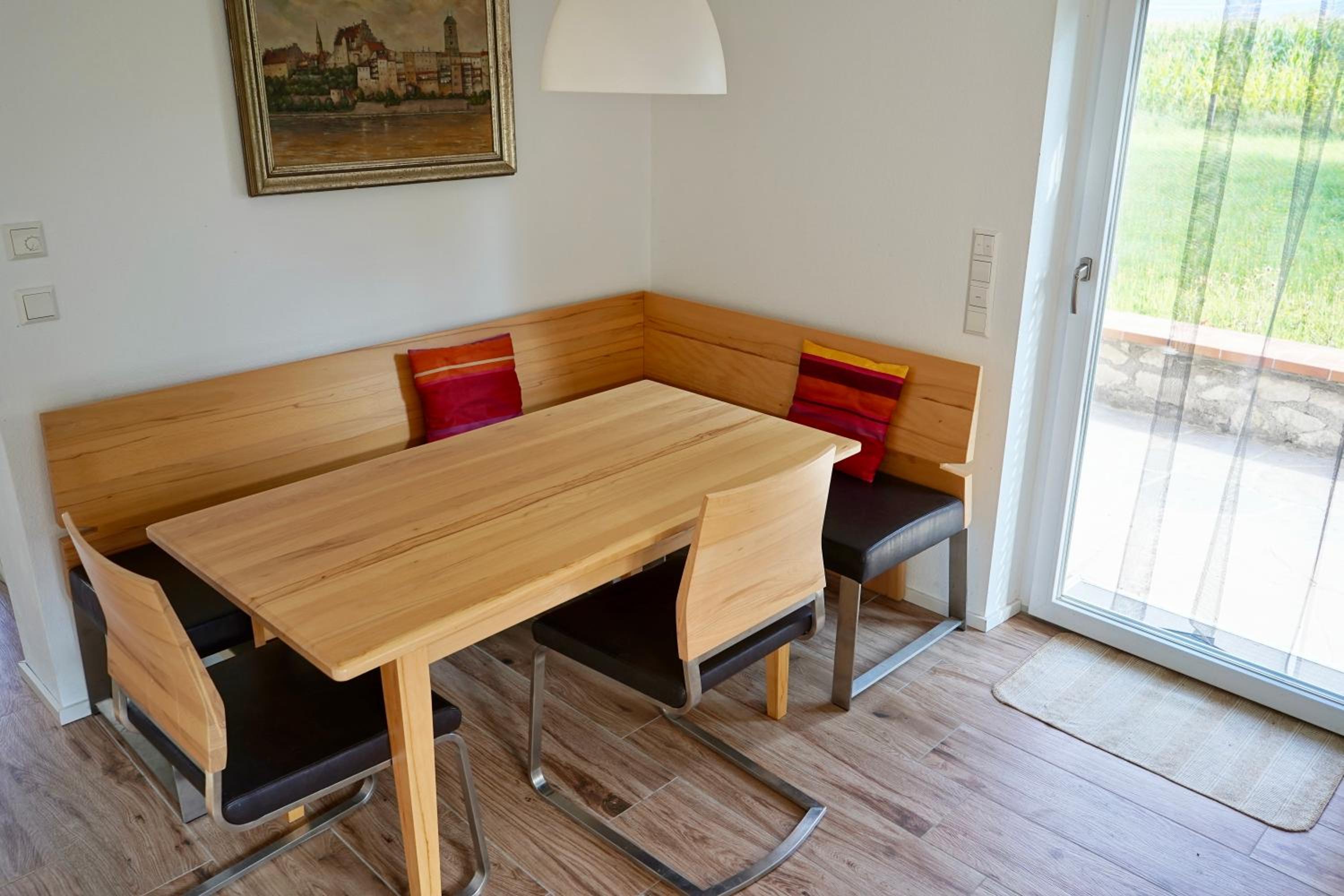 Ferienhaus Am Weitfeld - Ruheoase mit Garten & Bergblick nahe Salzburg