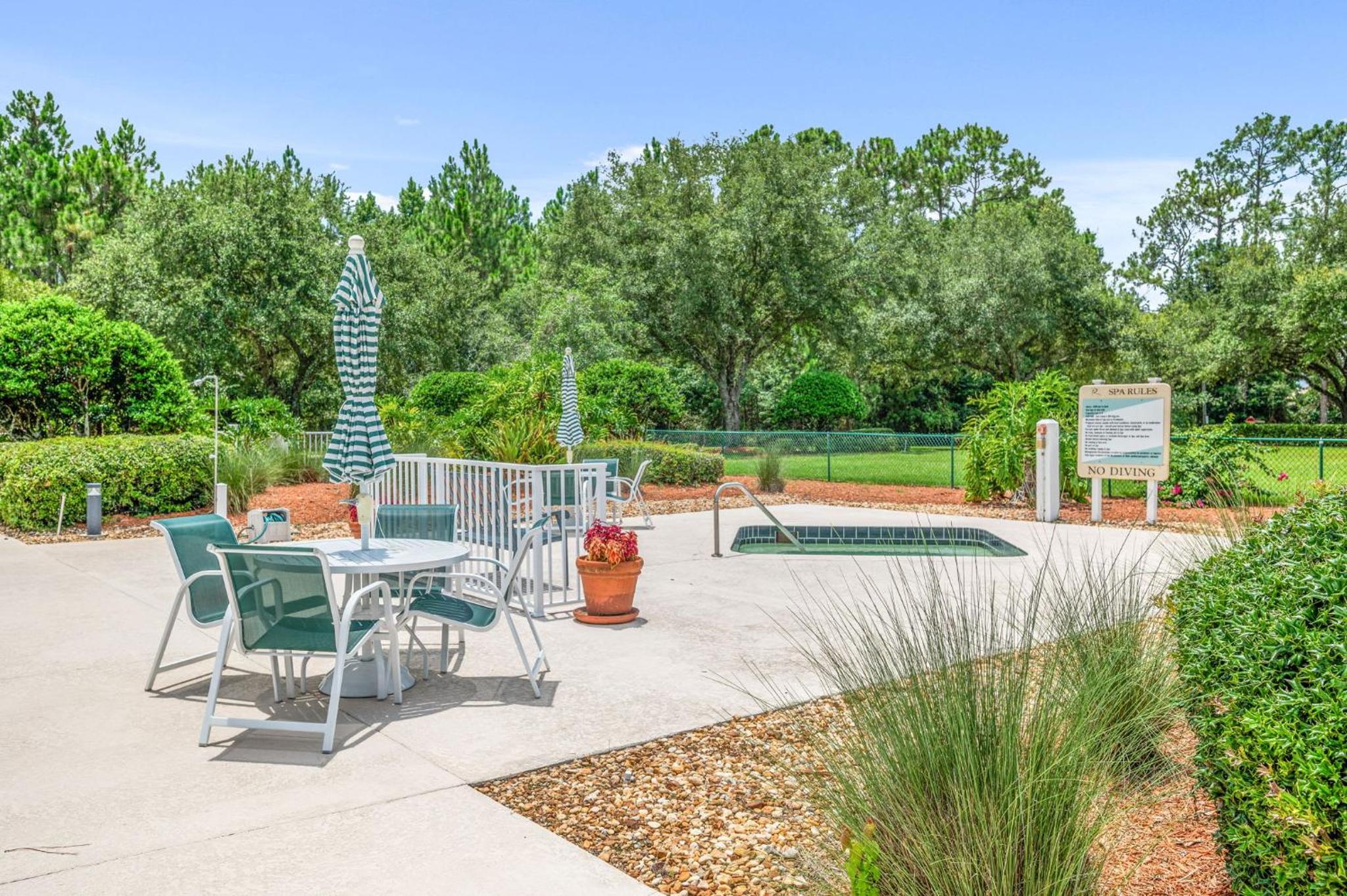 Golfer's Retreat Golf Pool Tennis & more view 5