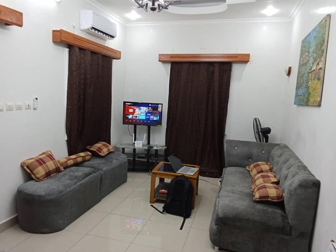 Nzing Apartments