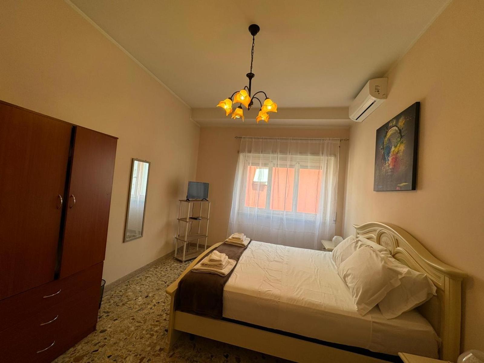 Vintage Charm Apt in Aurelio